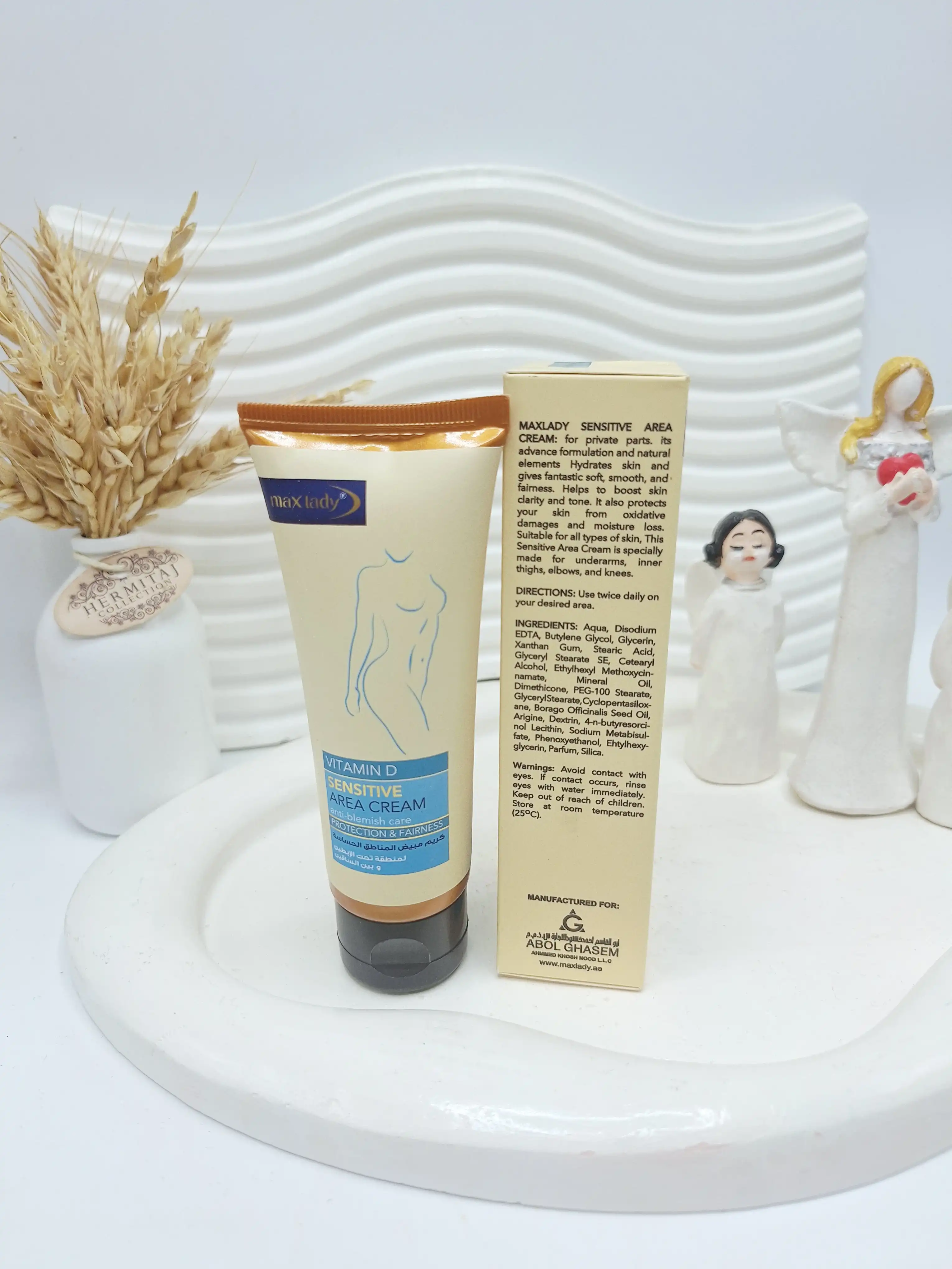 کرم رفع تیرگی برای نواحی حساس با ویتامین D کد 4742 (کارتن آبی)