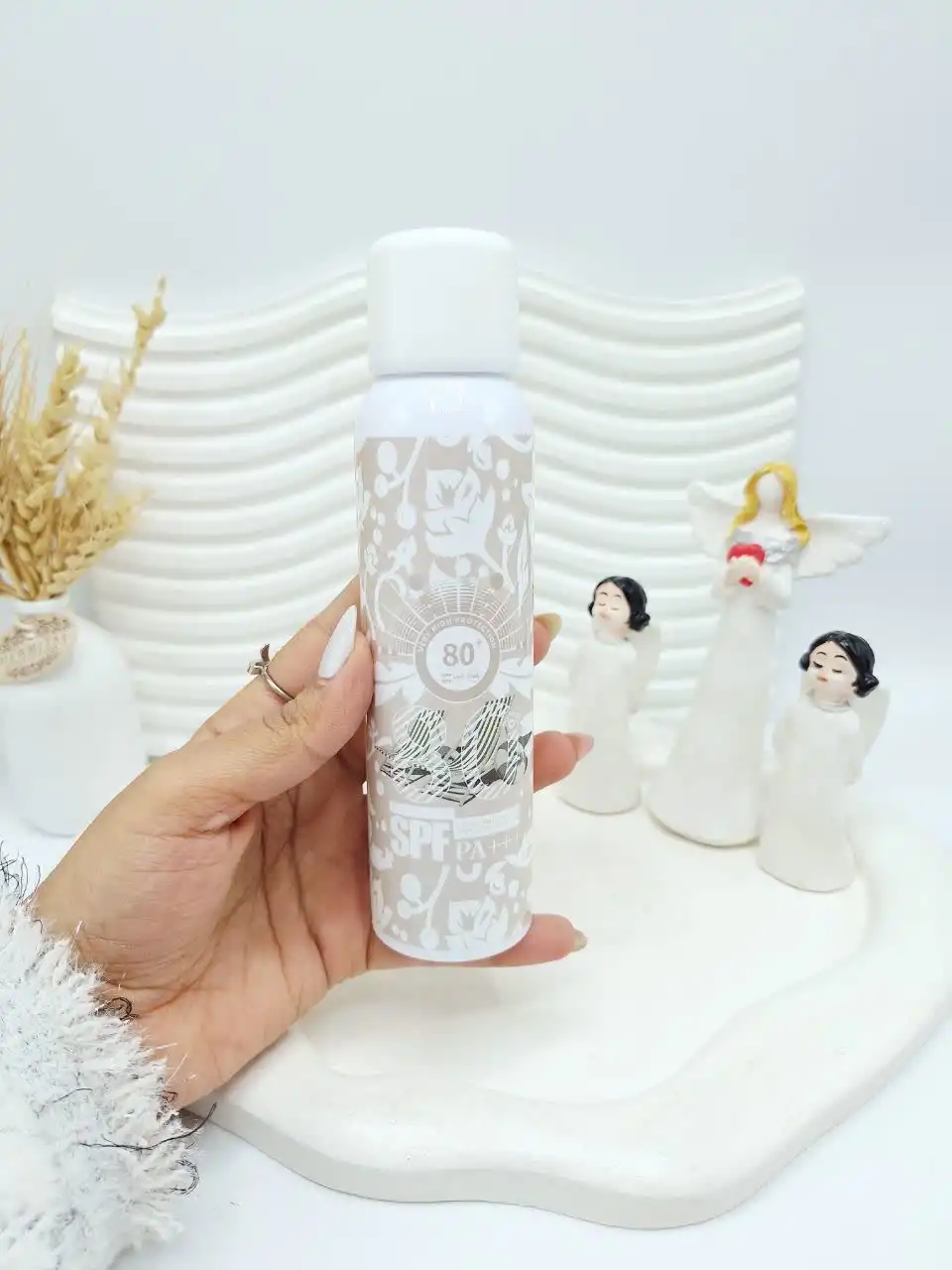 اسپری ضدآفتاب spf 80 بیرنگ و سبک یارا (بدنه طوسی) کد 2278