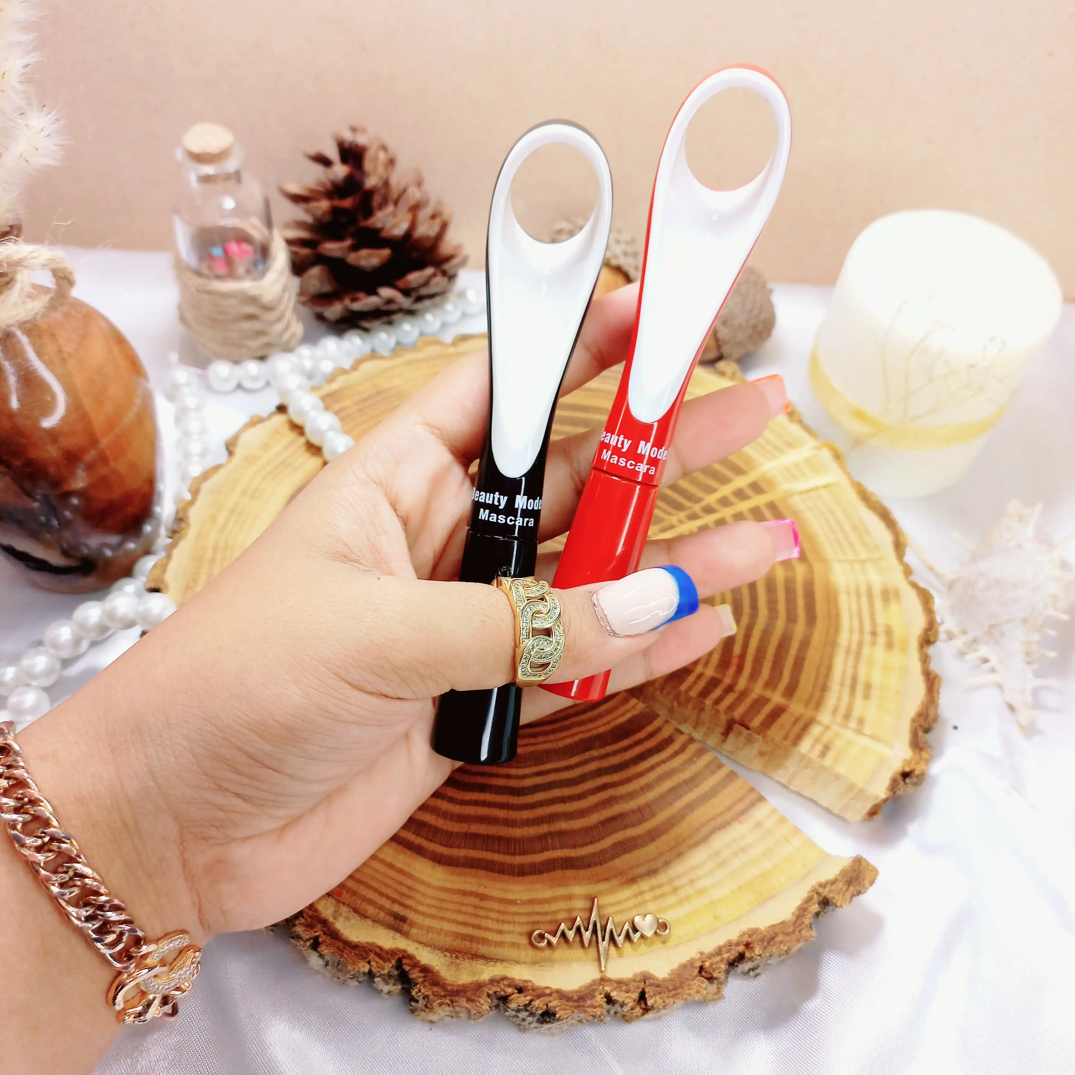 ریمل حجم دهنده طرح استوانه ای BEAUTY MODEL | پخش عمده