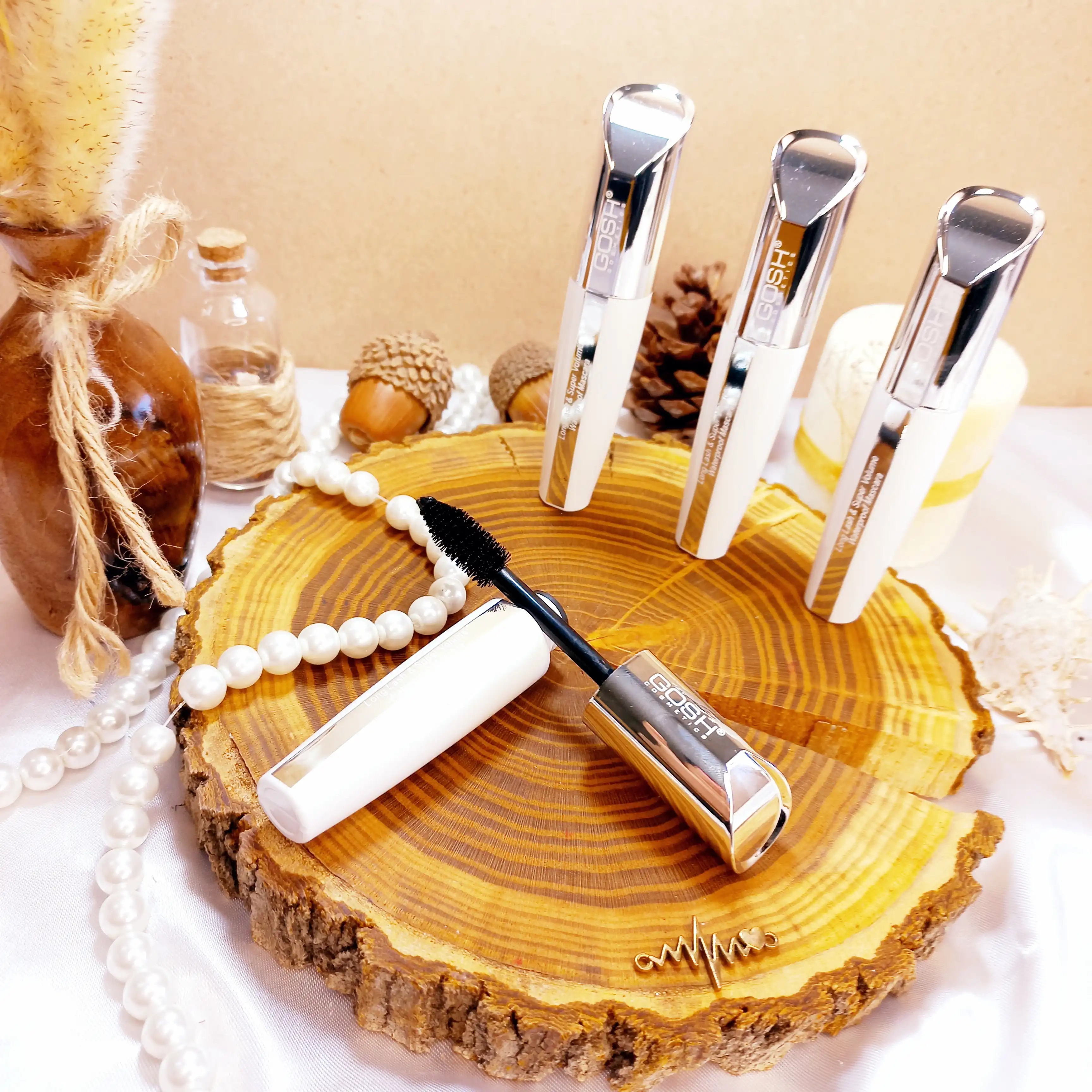 ریمل حجم دهنده مویی سفید گاش  GOSH | پخش عمده