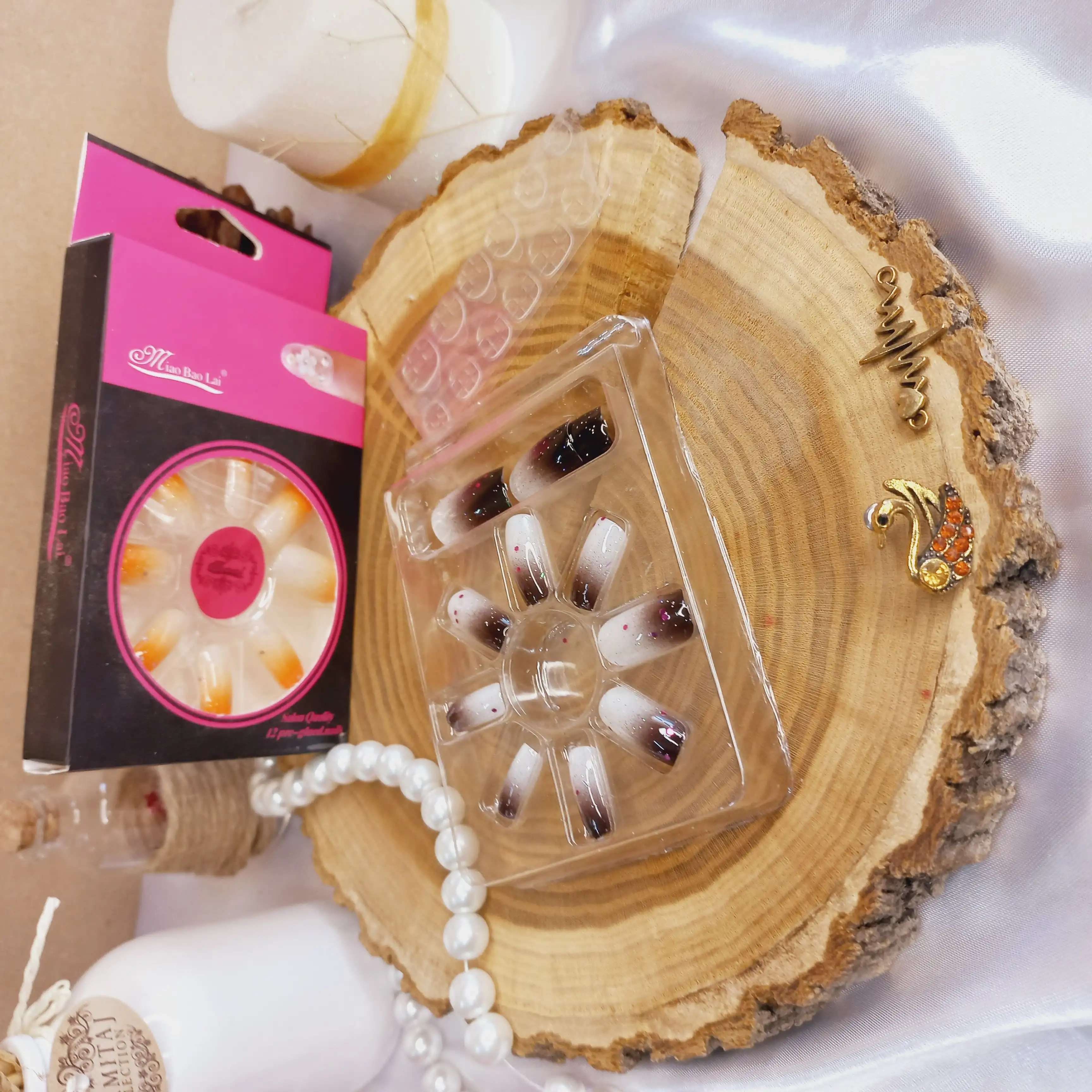 ناخن مصنوعی طرح دار Art nail