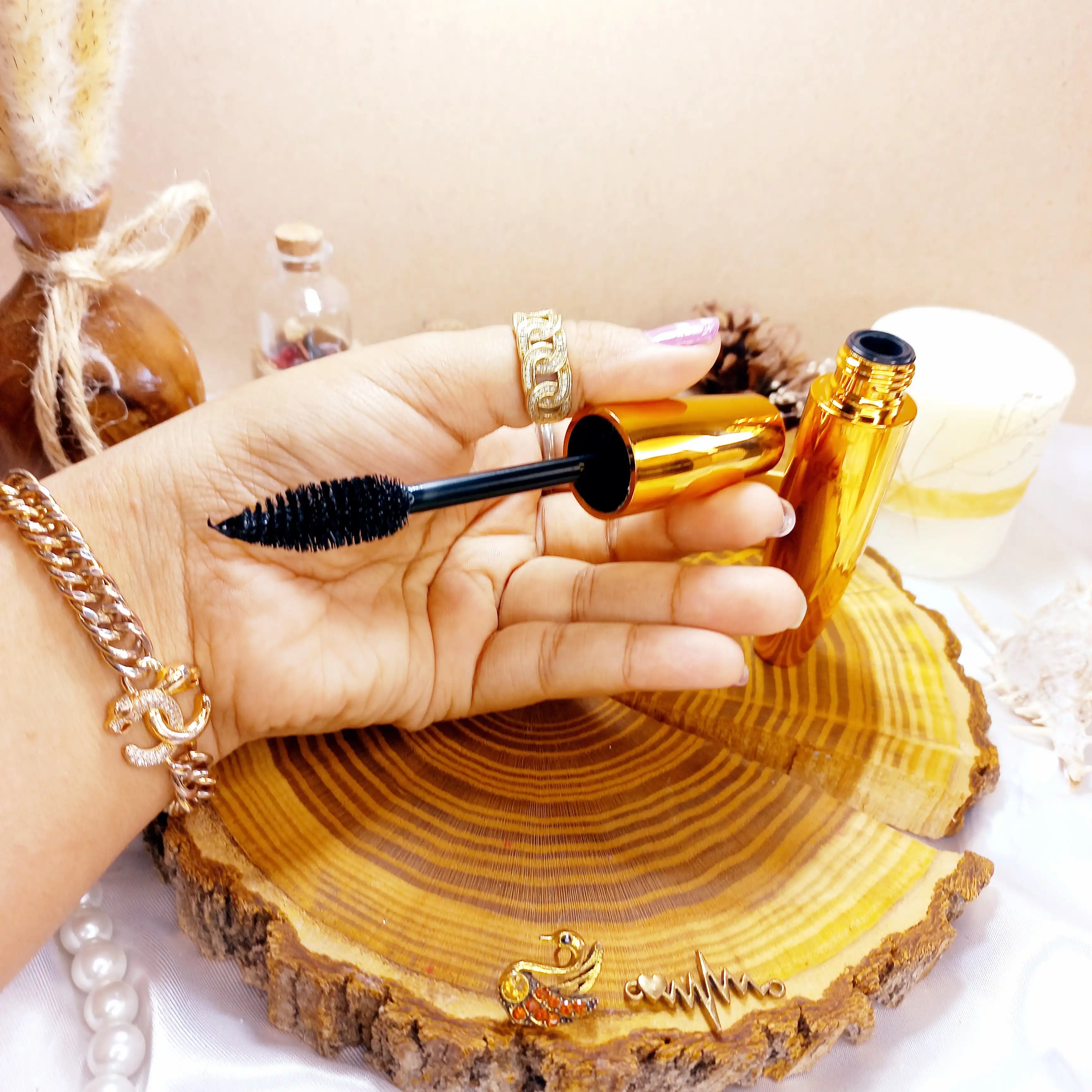 ریمل پوکه فلزی ورسای طلایی Versai