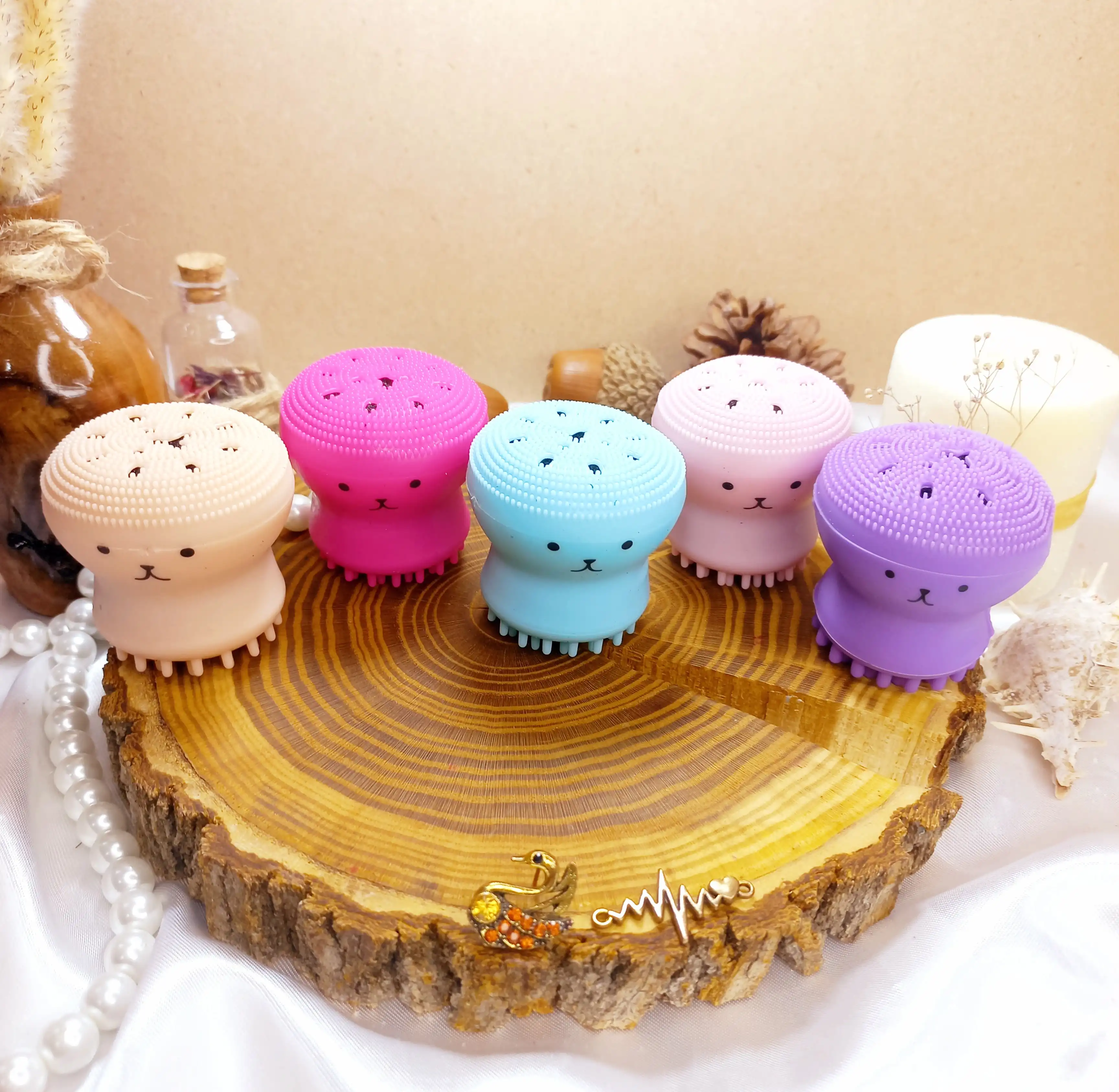 فیس براش دستی سیلیکونی مدل هشت پا | پخش عمده