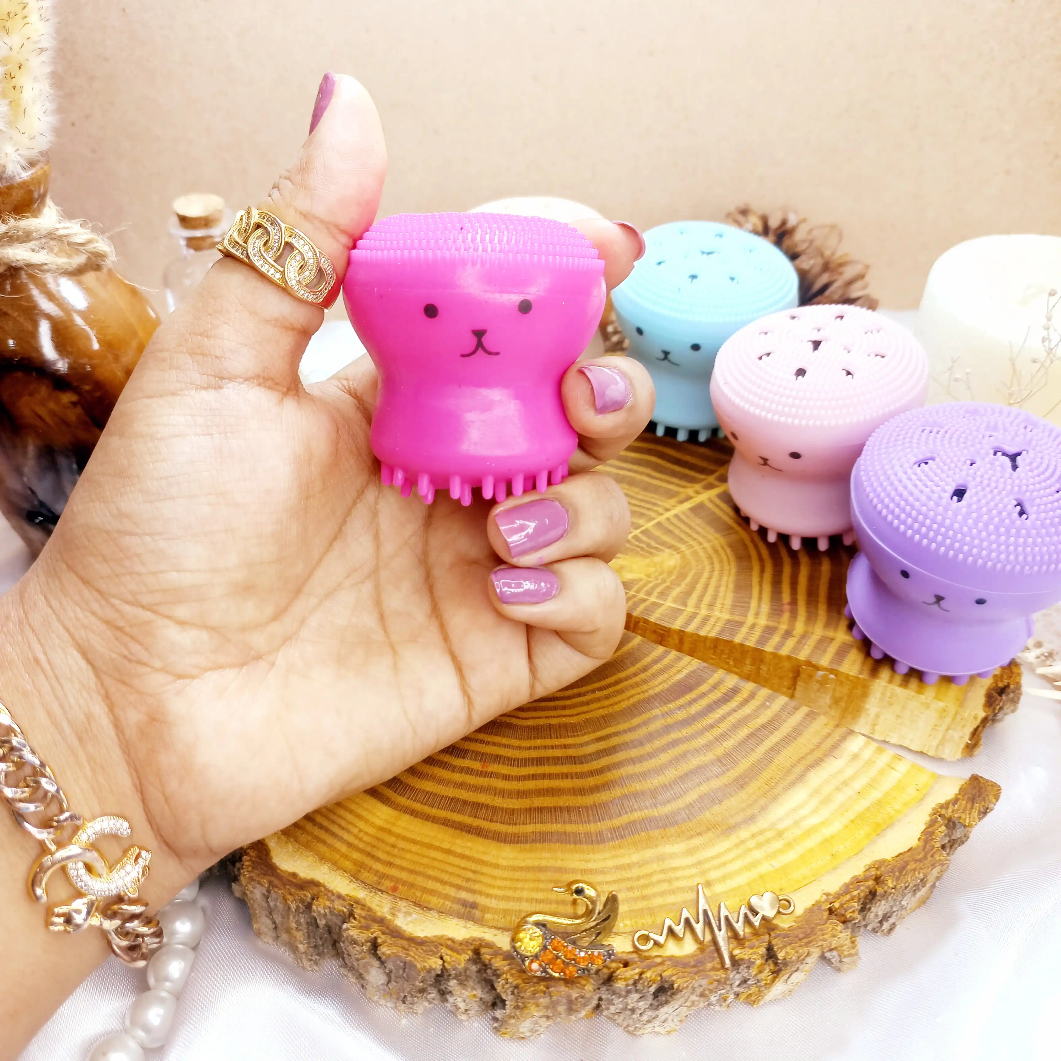 فیس براش دستی سیلیکونی مدل هشت پا | پخش عمده