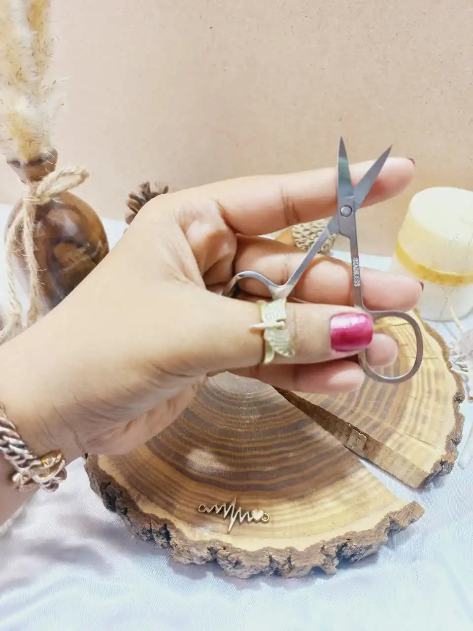 قیچی آرایشی استیل ضد زنگ MAKE UP TOOLS | پخش عمده