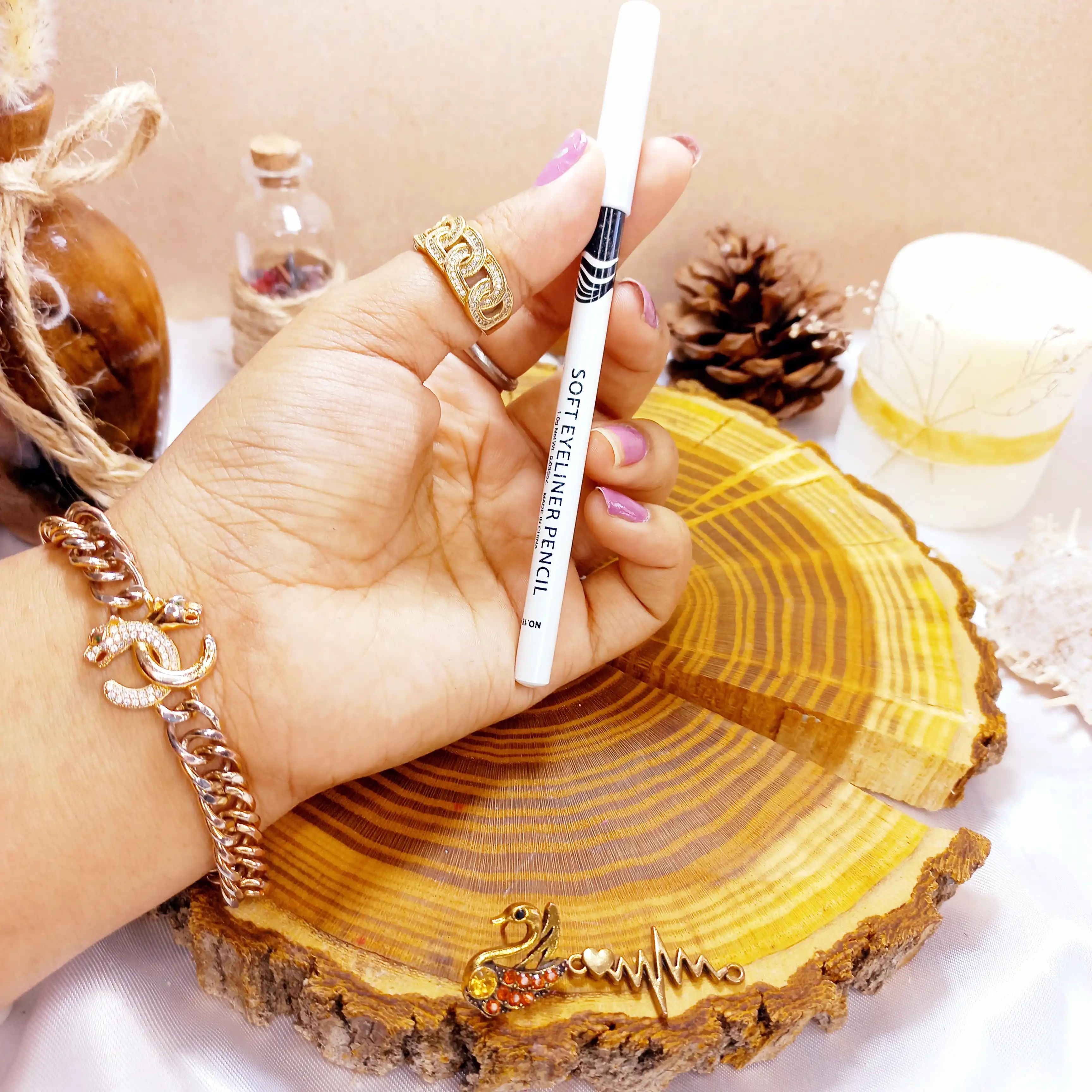 مداد چشم سفید برند ام ان MN