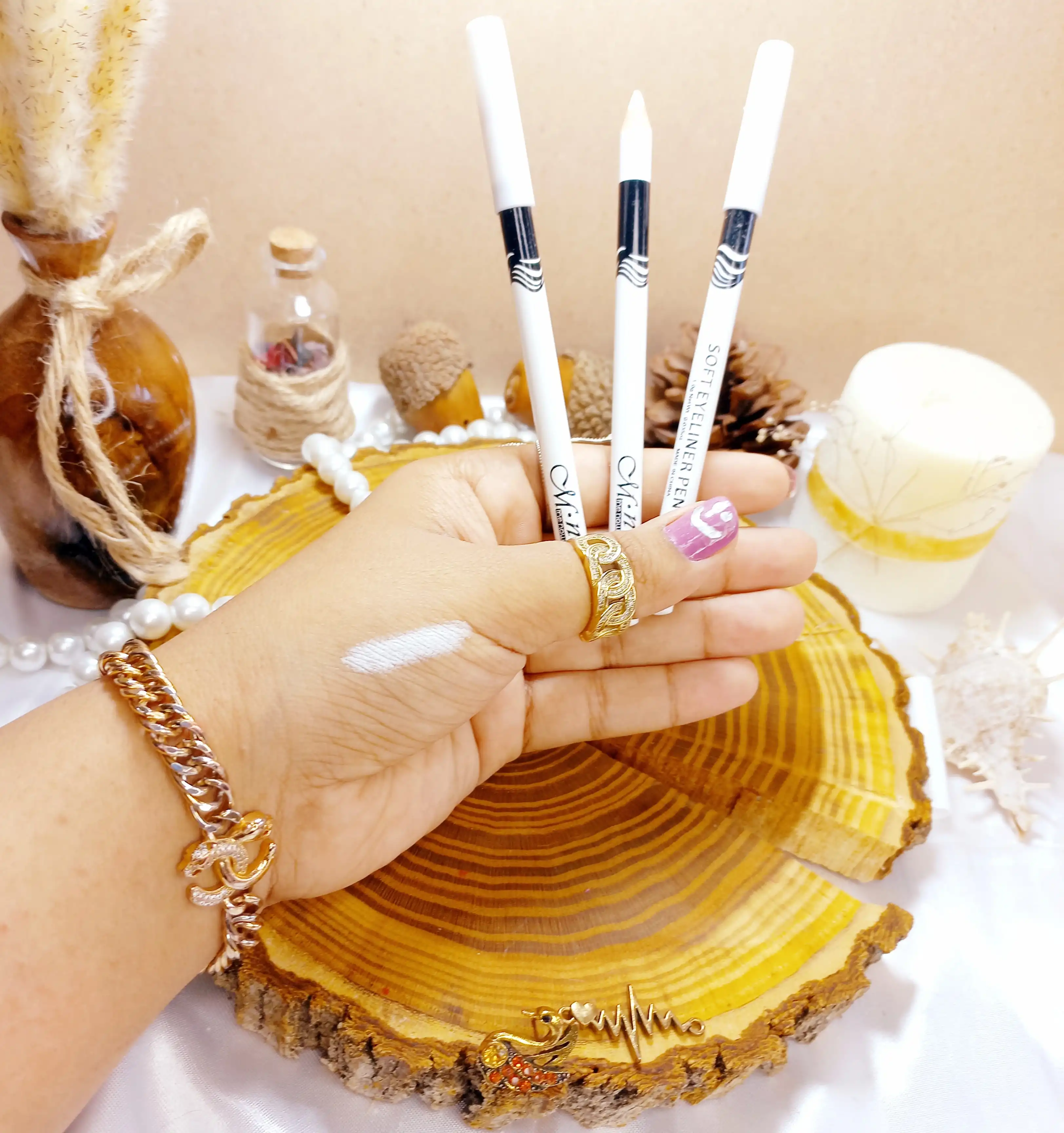 مداد چشم سفید برند ام ان MN