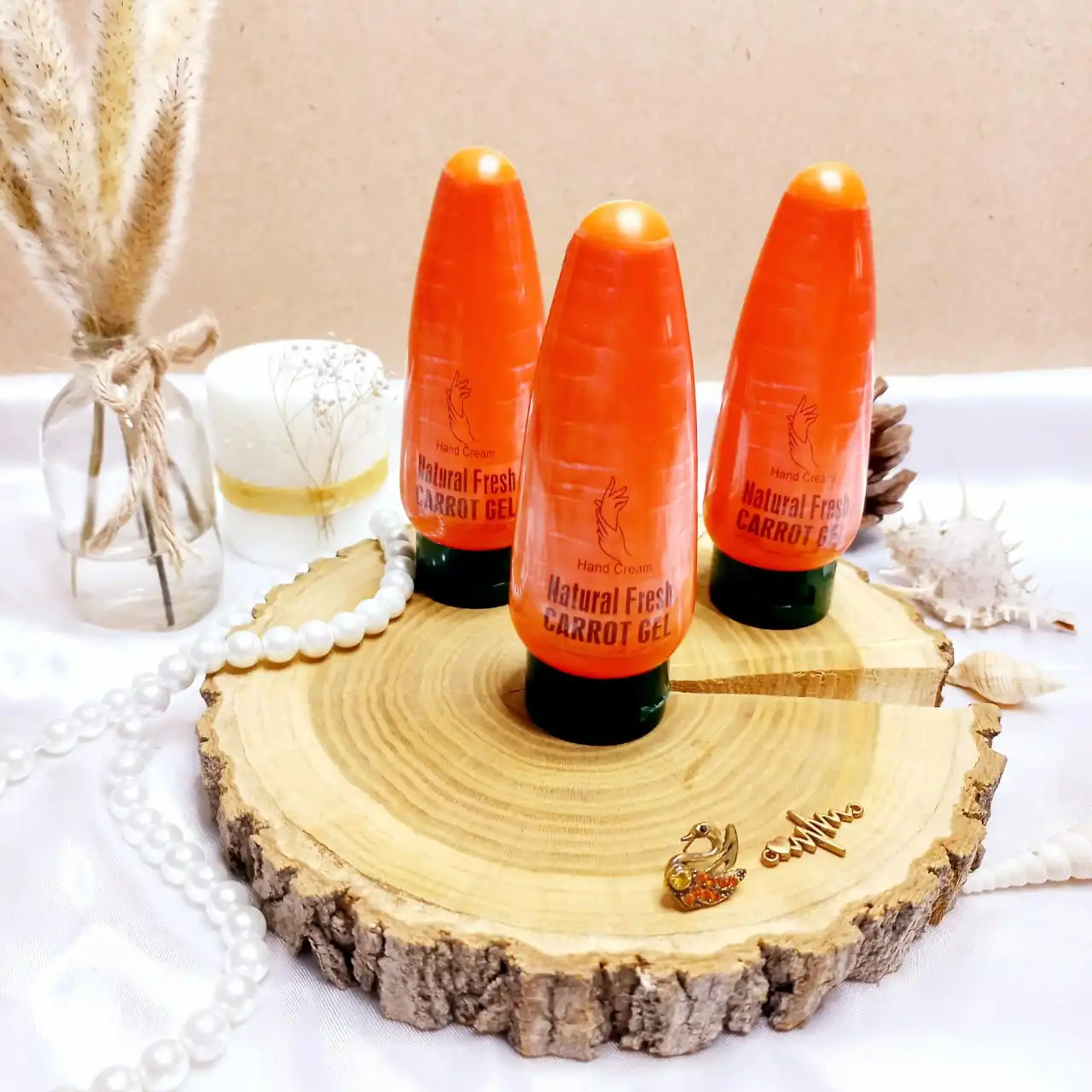 کرم آبرسان دست هویج وکالی Wokali