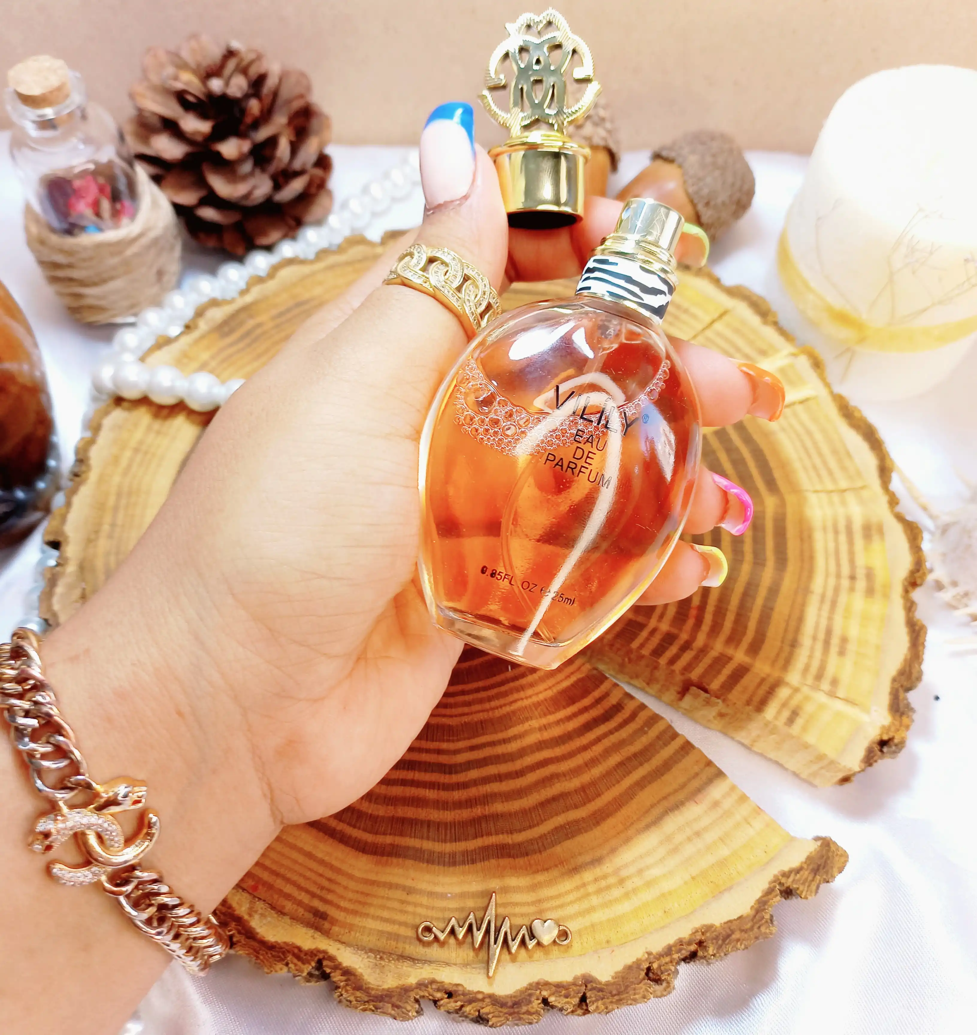 ادوپرفیوم وایلیلی Vilily کالکشن 812