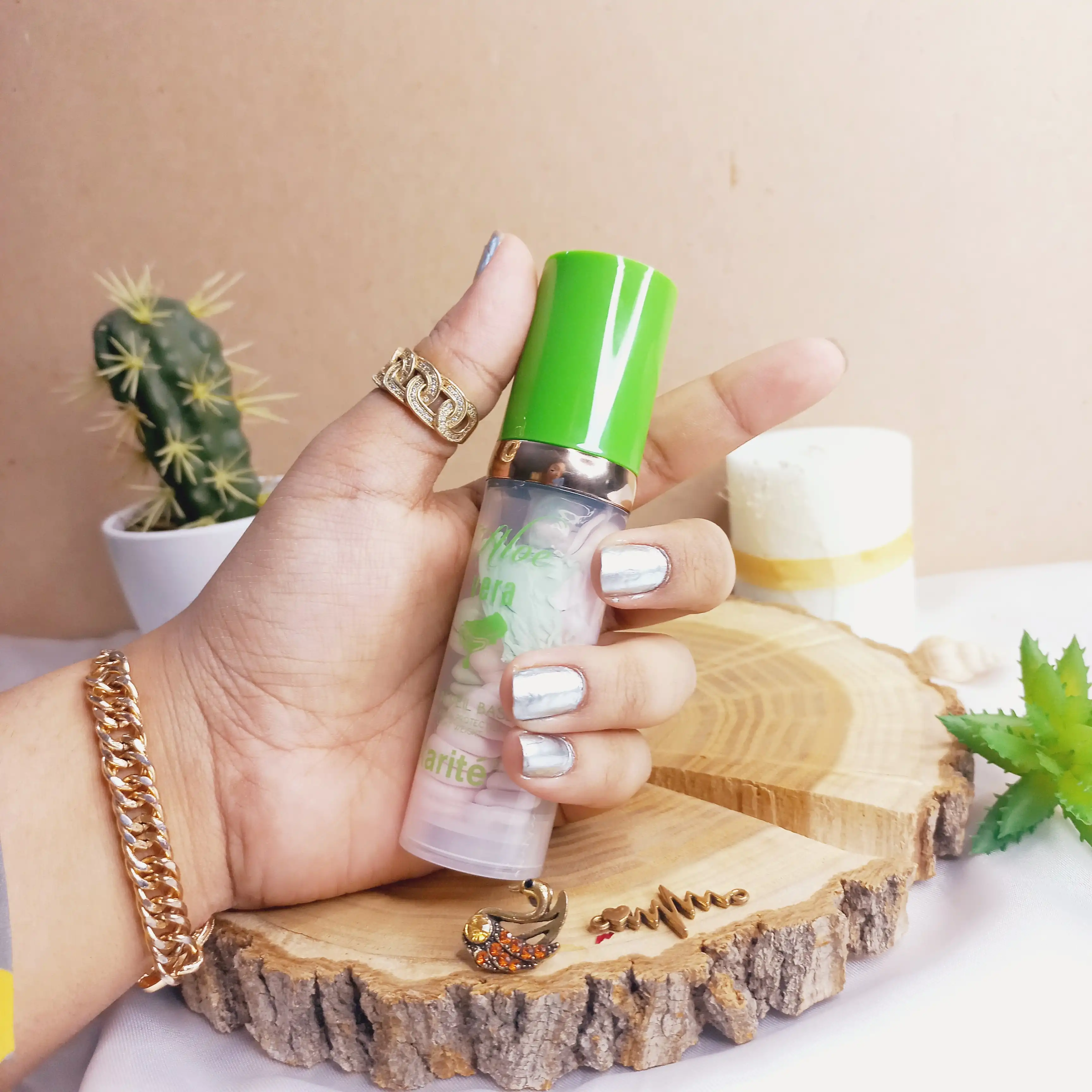 پرایمر و تثبیت کننده آرایش رنگی کاریته