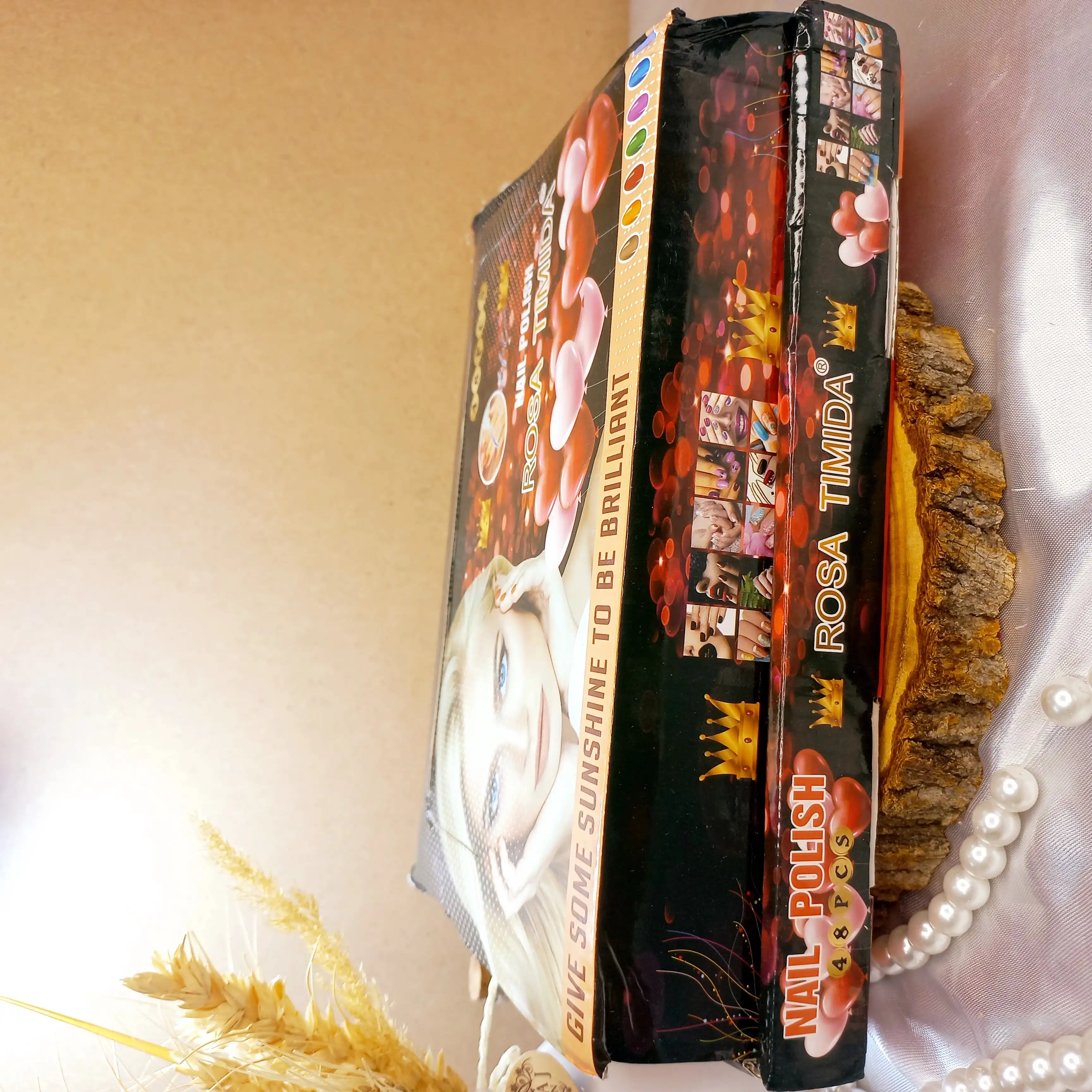 لاک ناخن رزا تیمیدا طرح تاج کد A6003