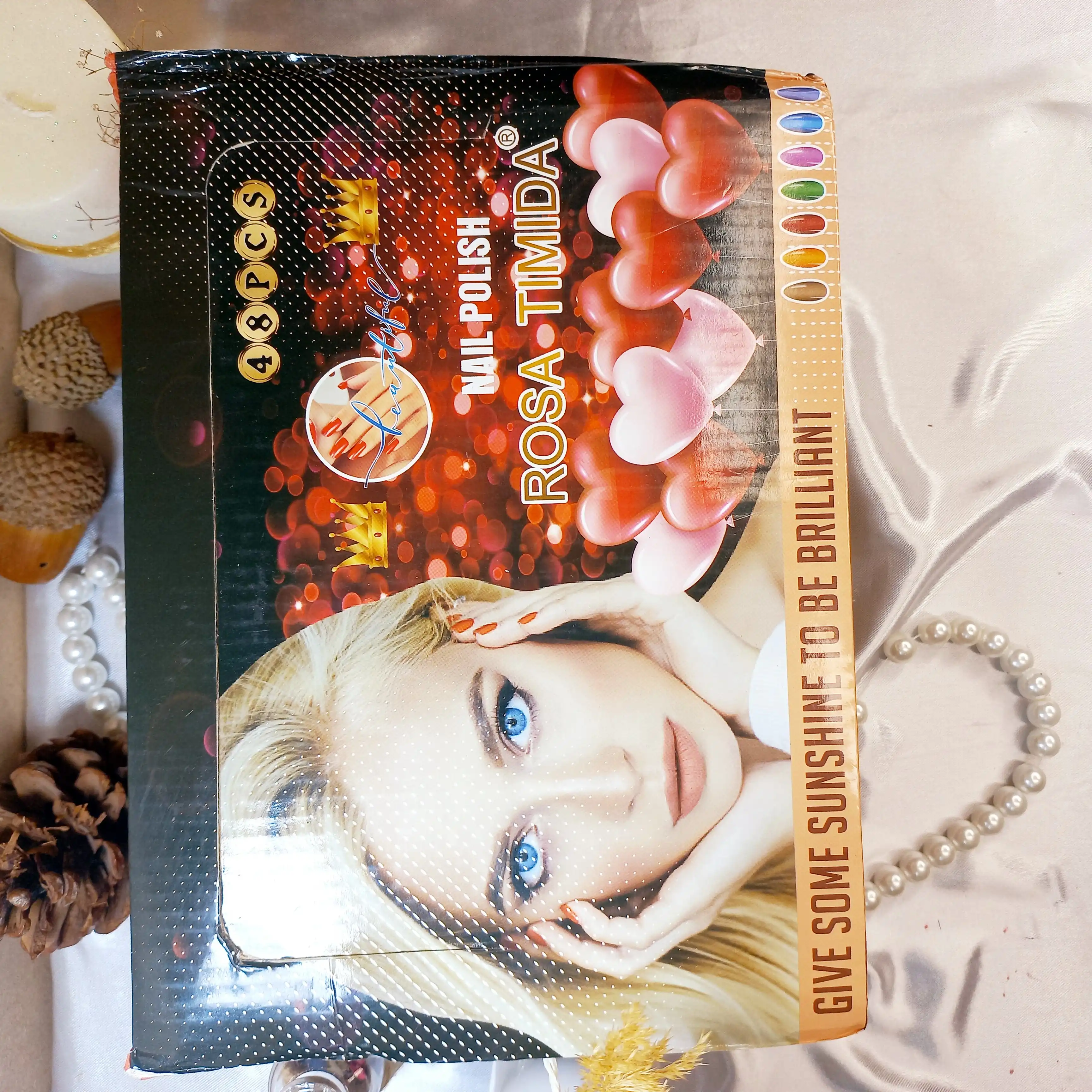 لاک ناخن رزا تیمیدا طرح تاج کد A6003