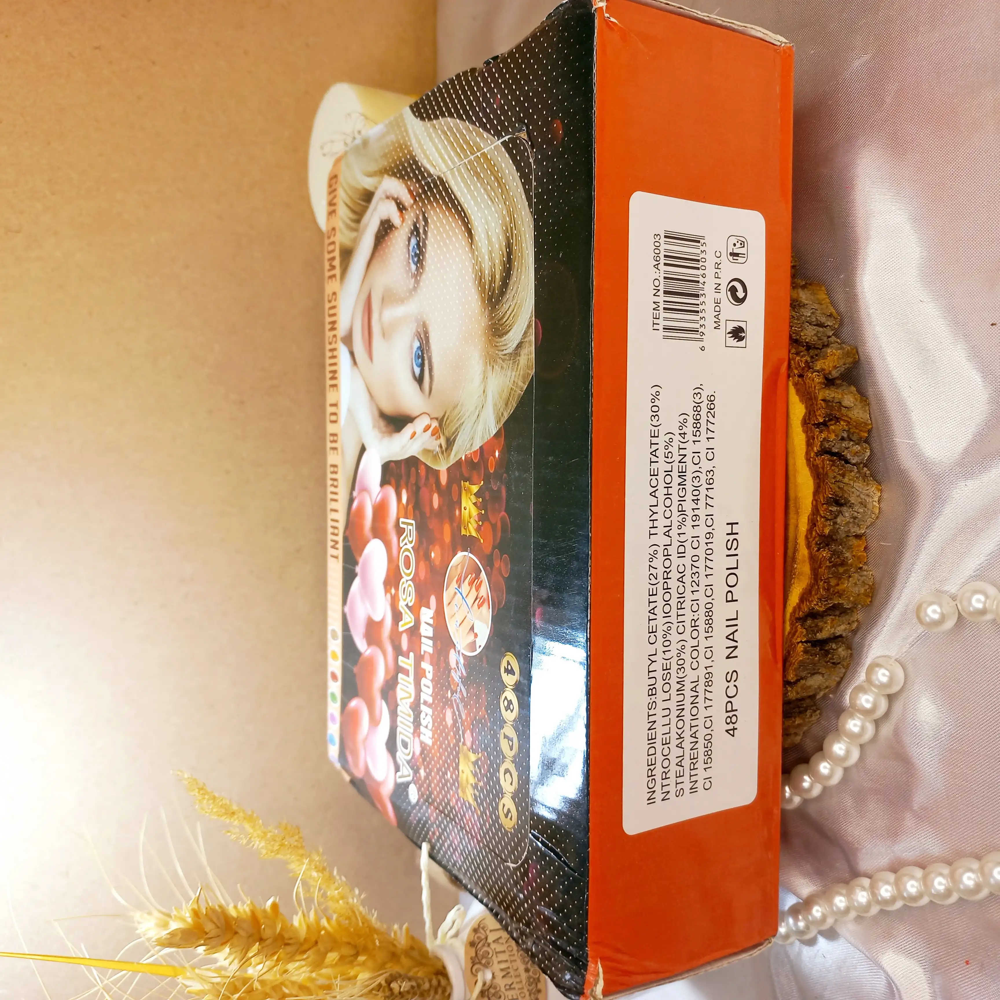 لاک ناخن رزا تیمیدا طرح تاج کد A6003