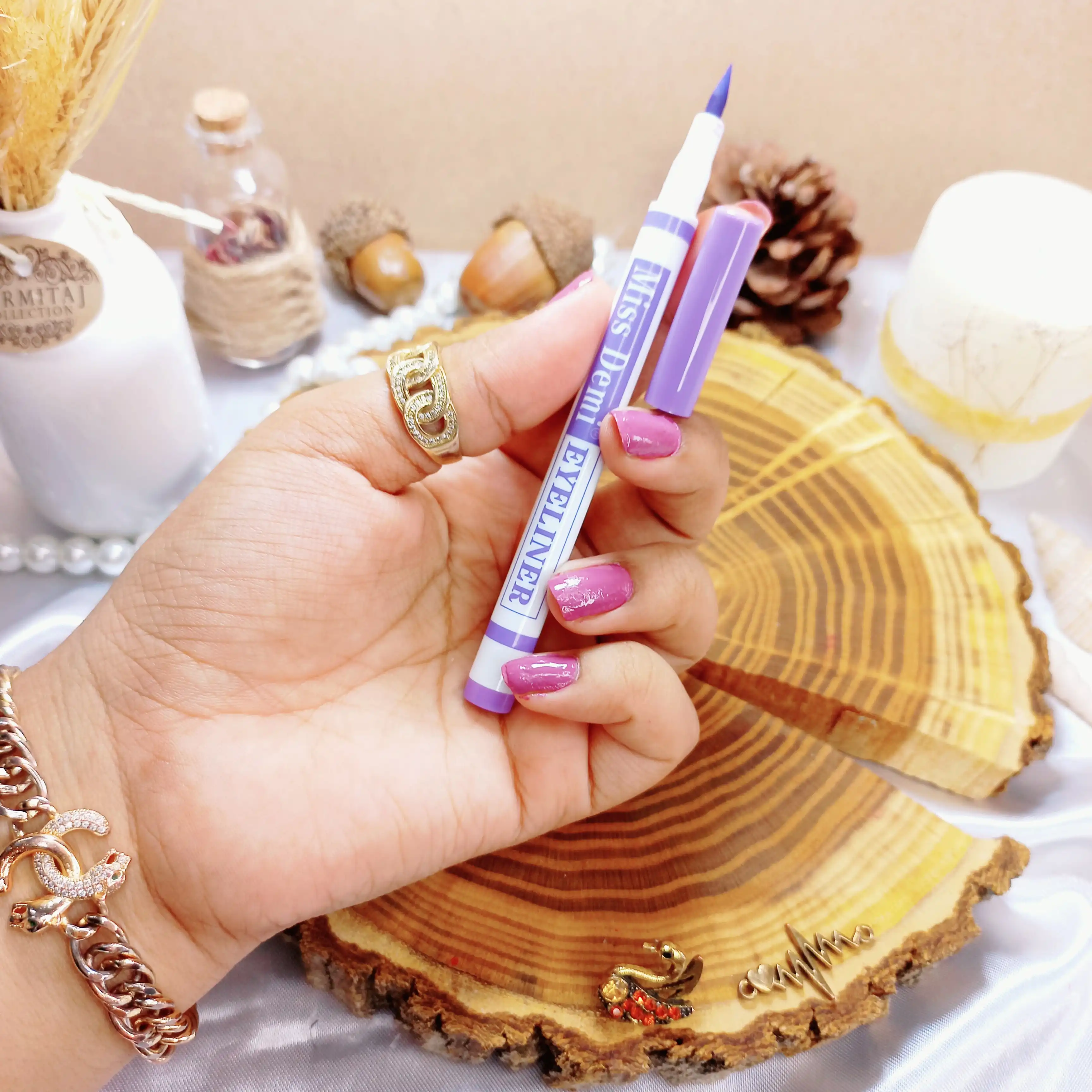 خط چشم رنگی ماژیکی میس دمی Miss Demi