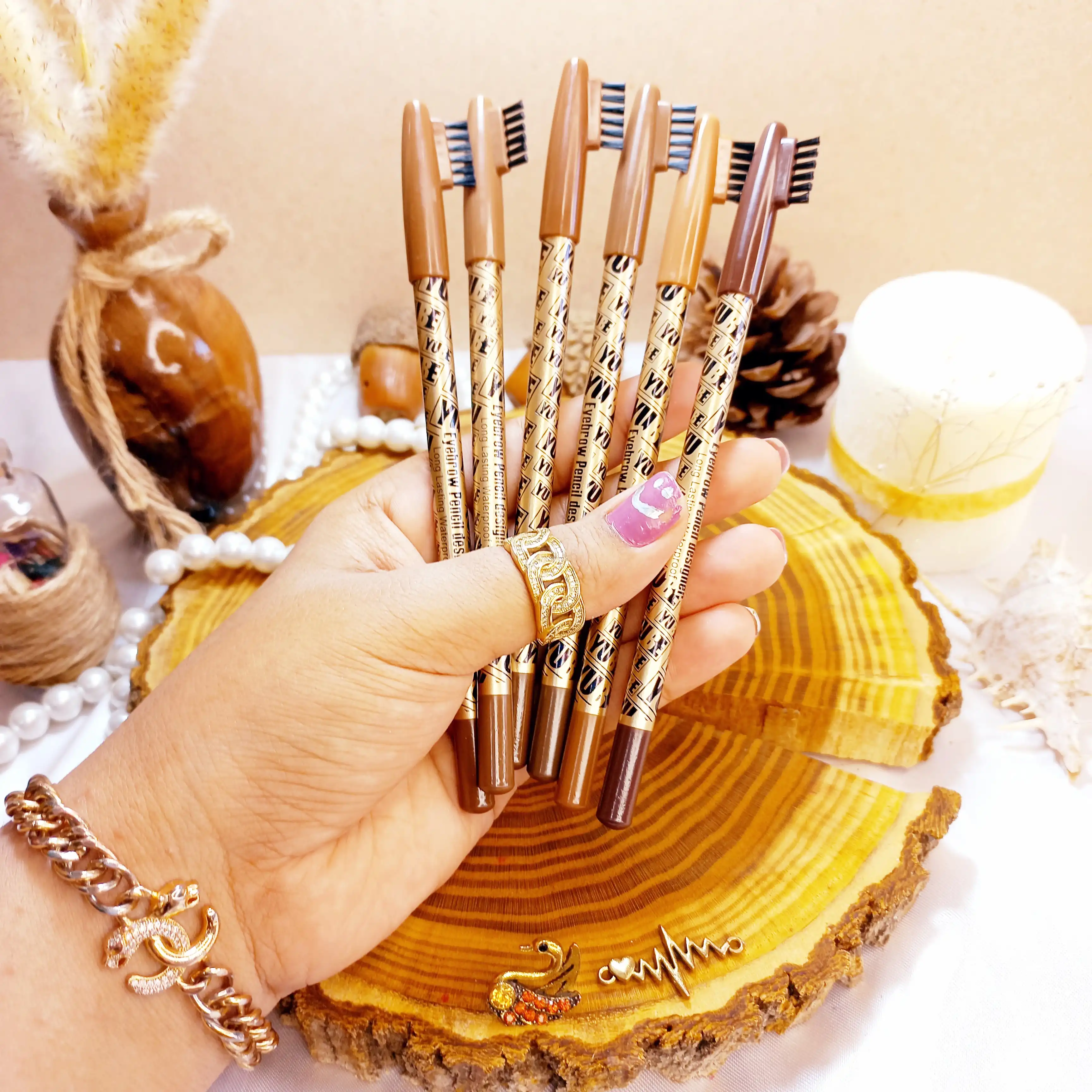 مداد ابرو شانه دار یوبی YUBE