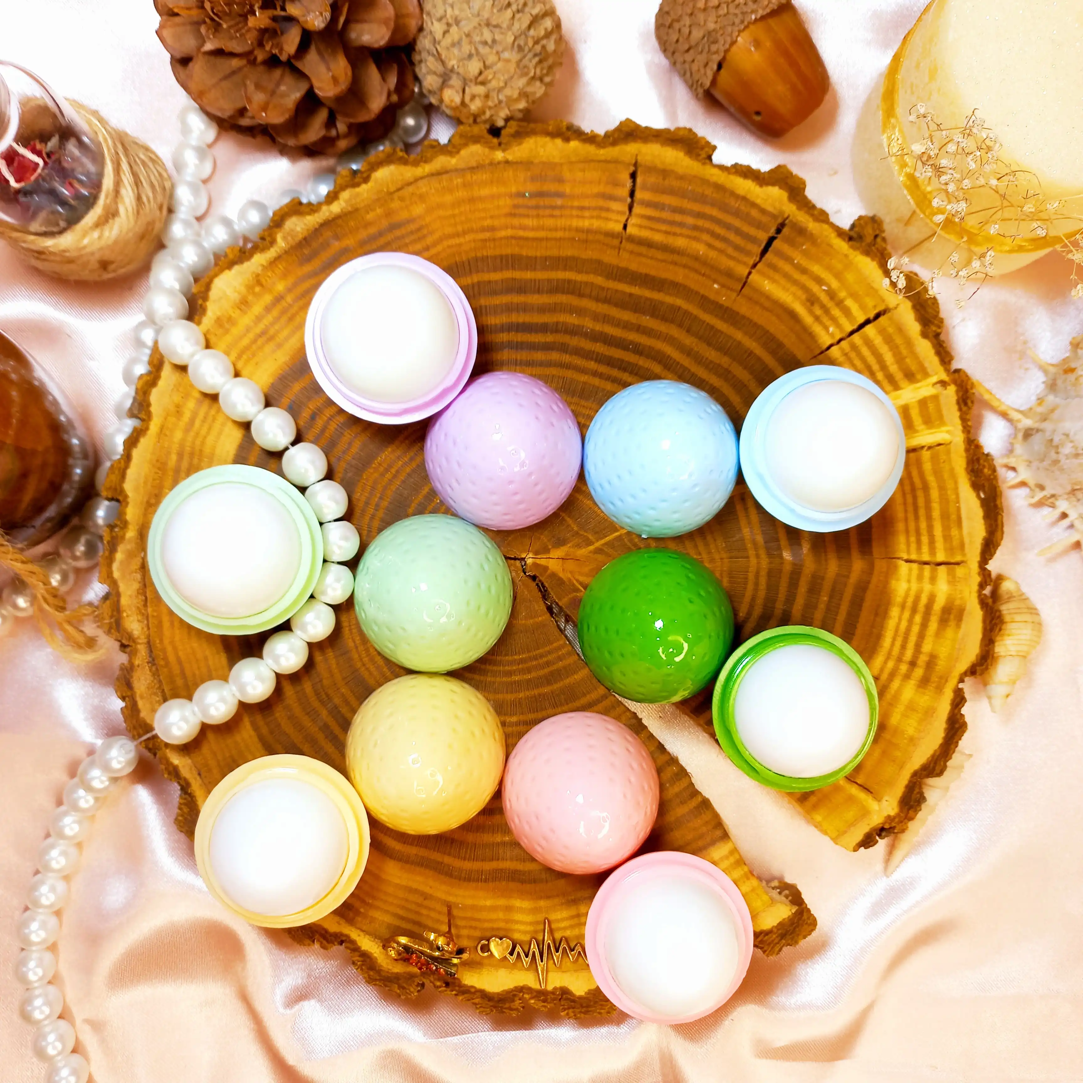 بالم لب طرح توت فرنگی مجیک MAGIC