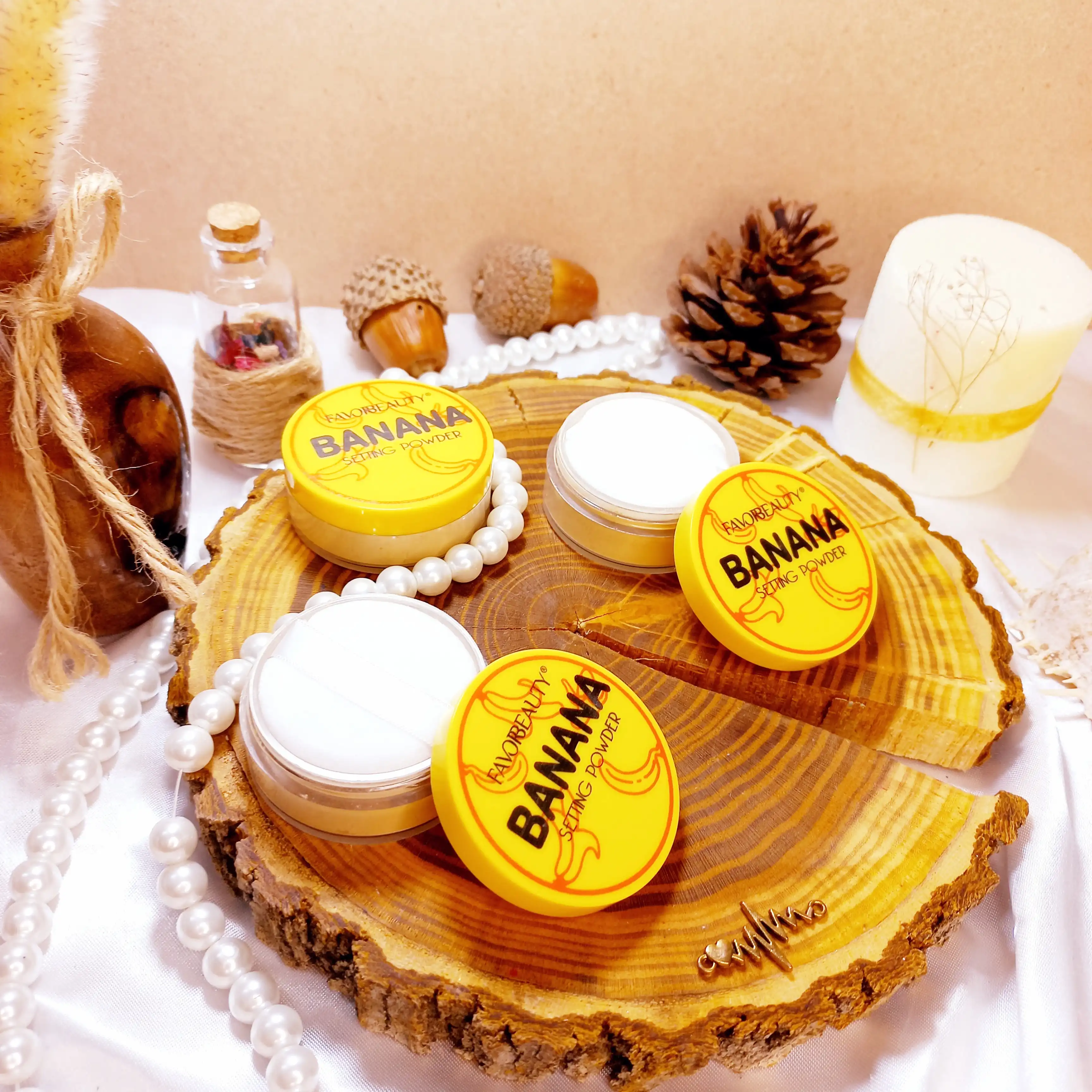 پودر فیکس طرح موز FAVOR BEAUTY | پخش عمده