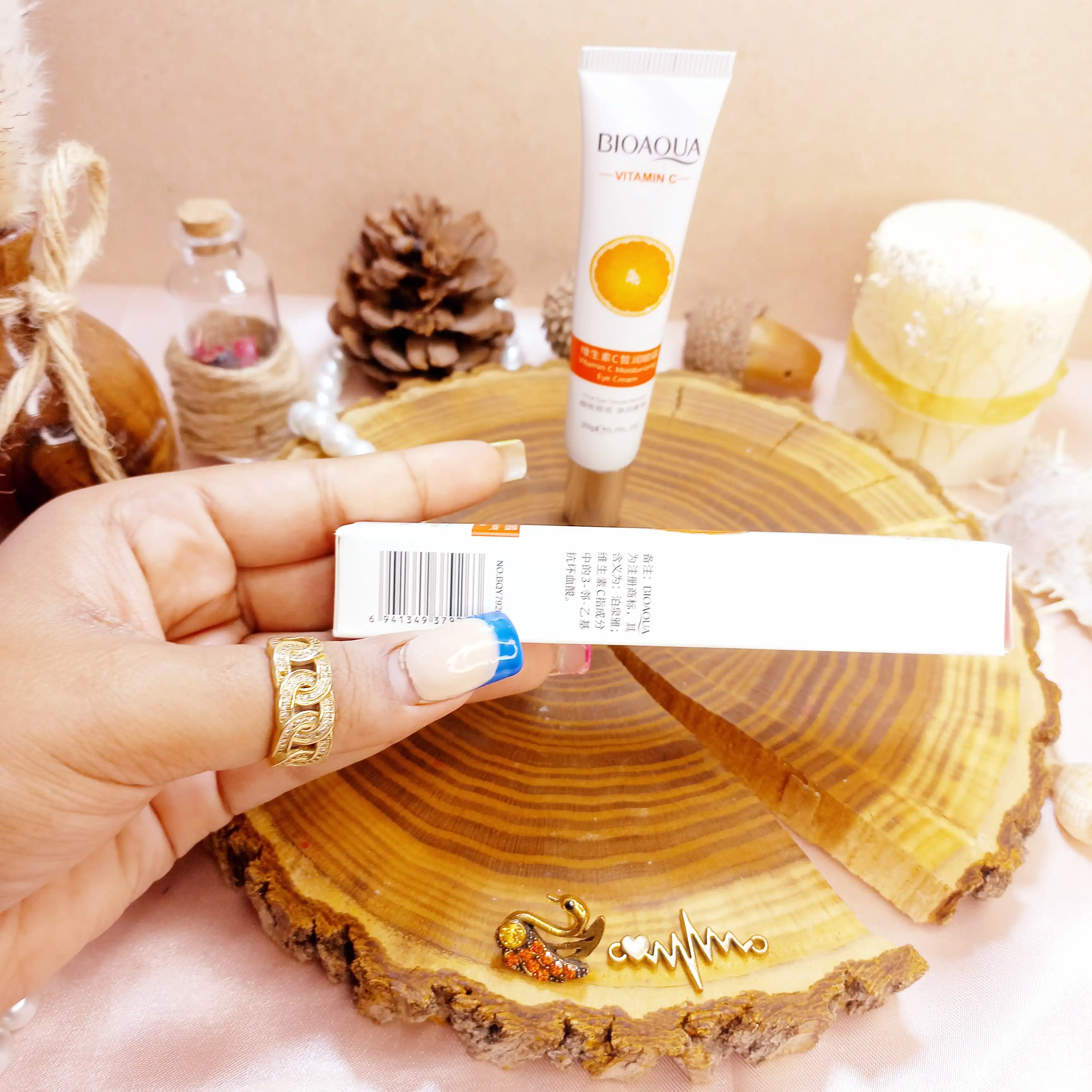 کرم دور چشم ویتامین سی بیواکوا حجم 20 گرم