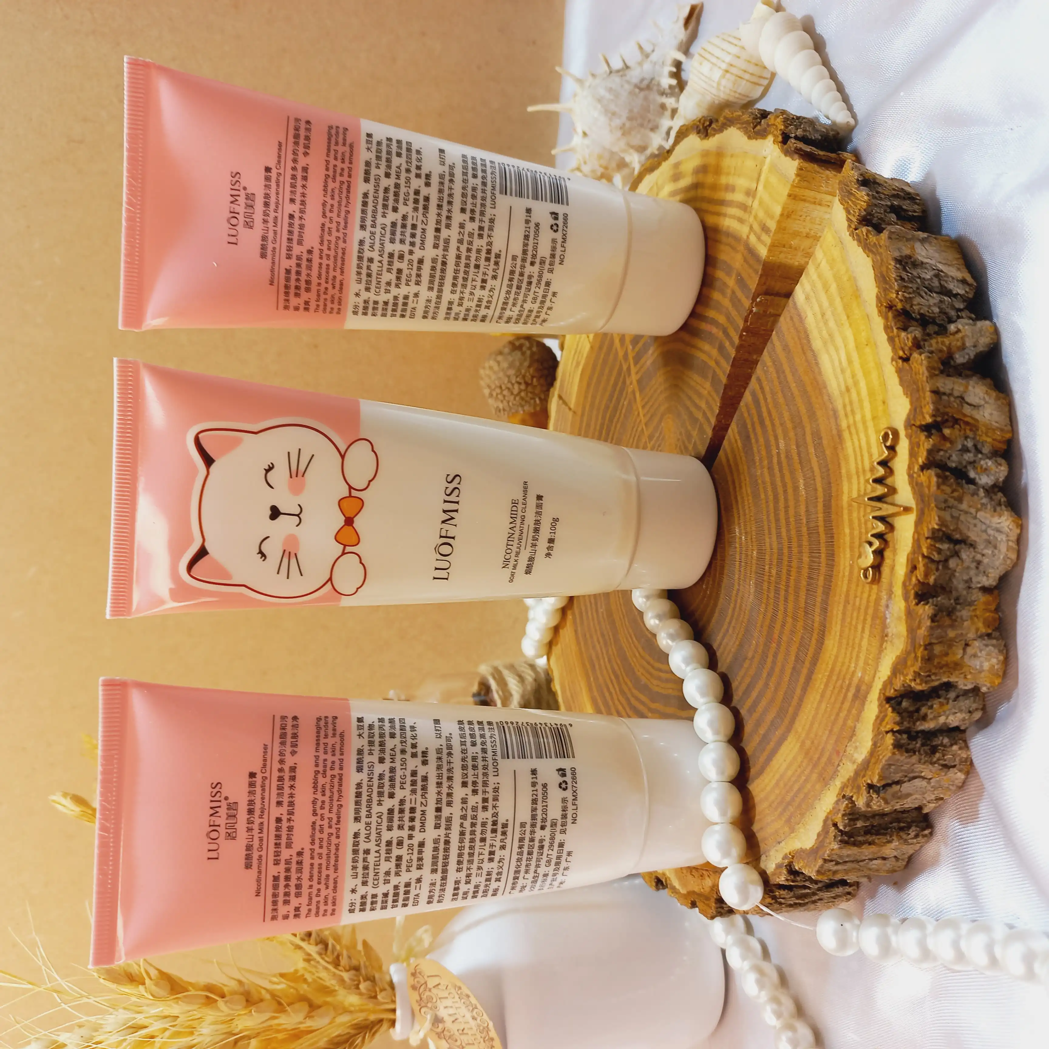 فوم دست طرح گربه 100 گرم لوفامیس LUOFAMISS