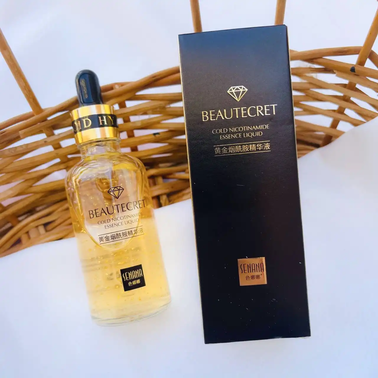 سرم ضد چروک حاوی طلا و نیکوتین امید حجم 100 میل سنانا