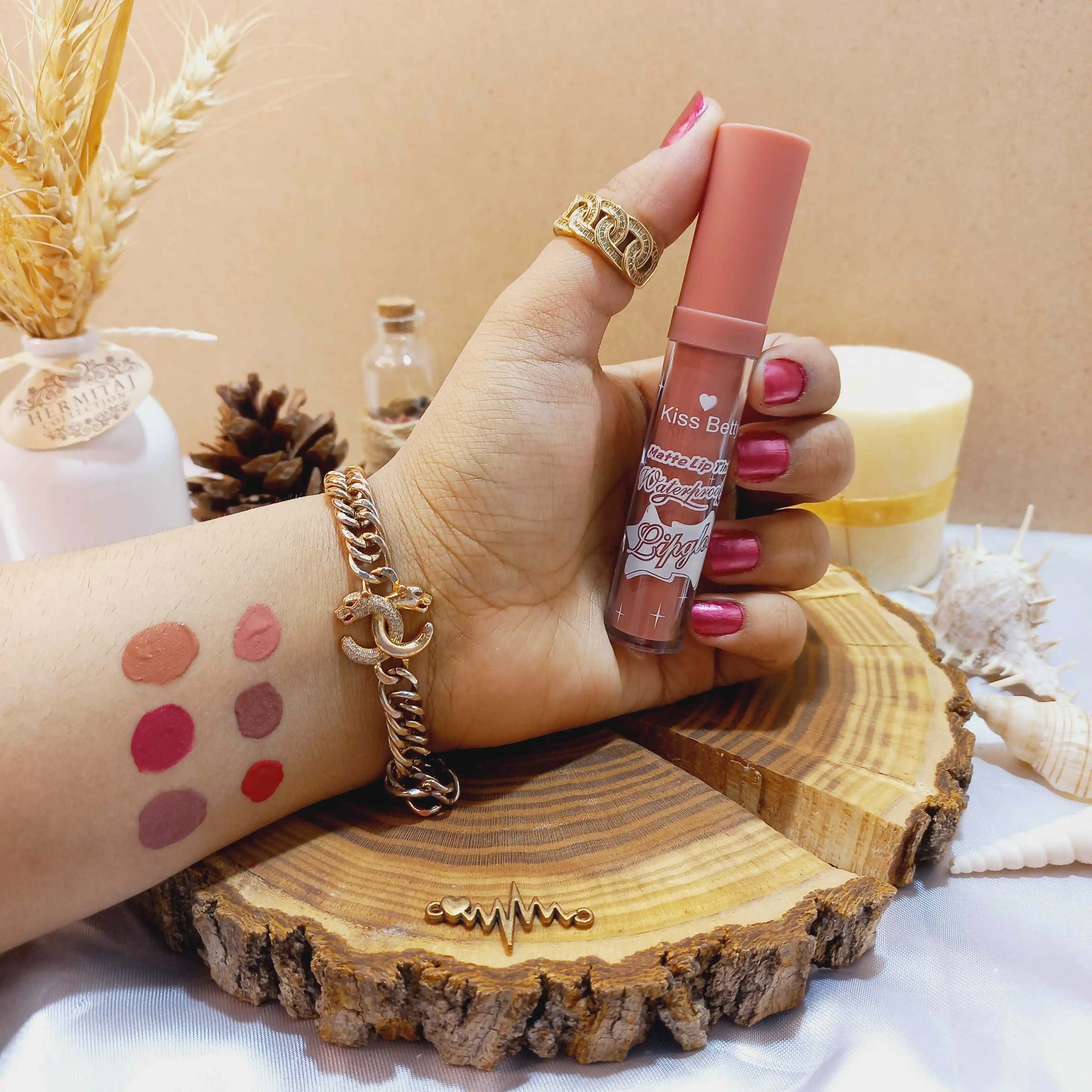 رژ لب مایع کیس بیوتی مدل Matte Lip Gloss کد 2212