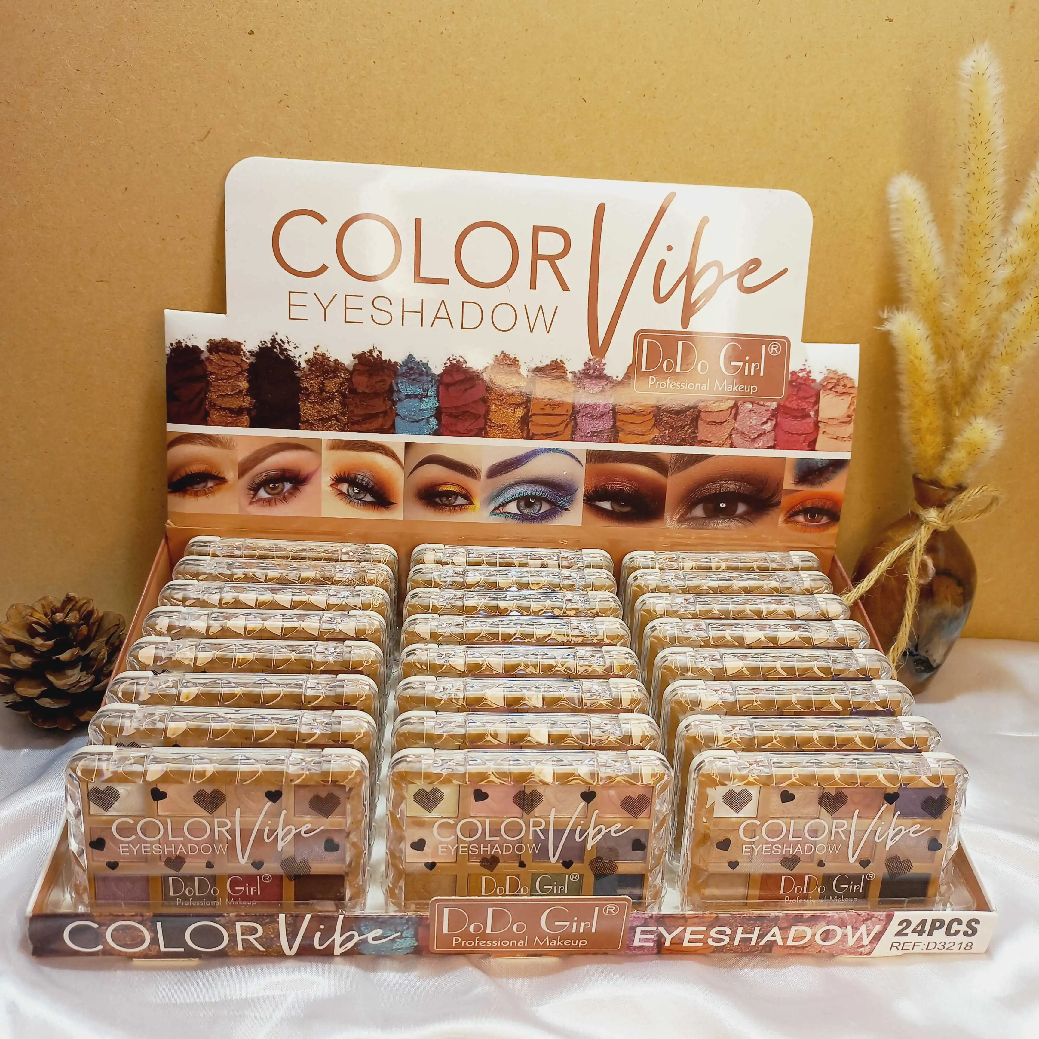 سایه 12 رنگ دودگرل با پیگمنت فوق العاده رنگ شایین و نود کد D3218