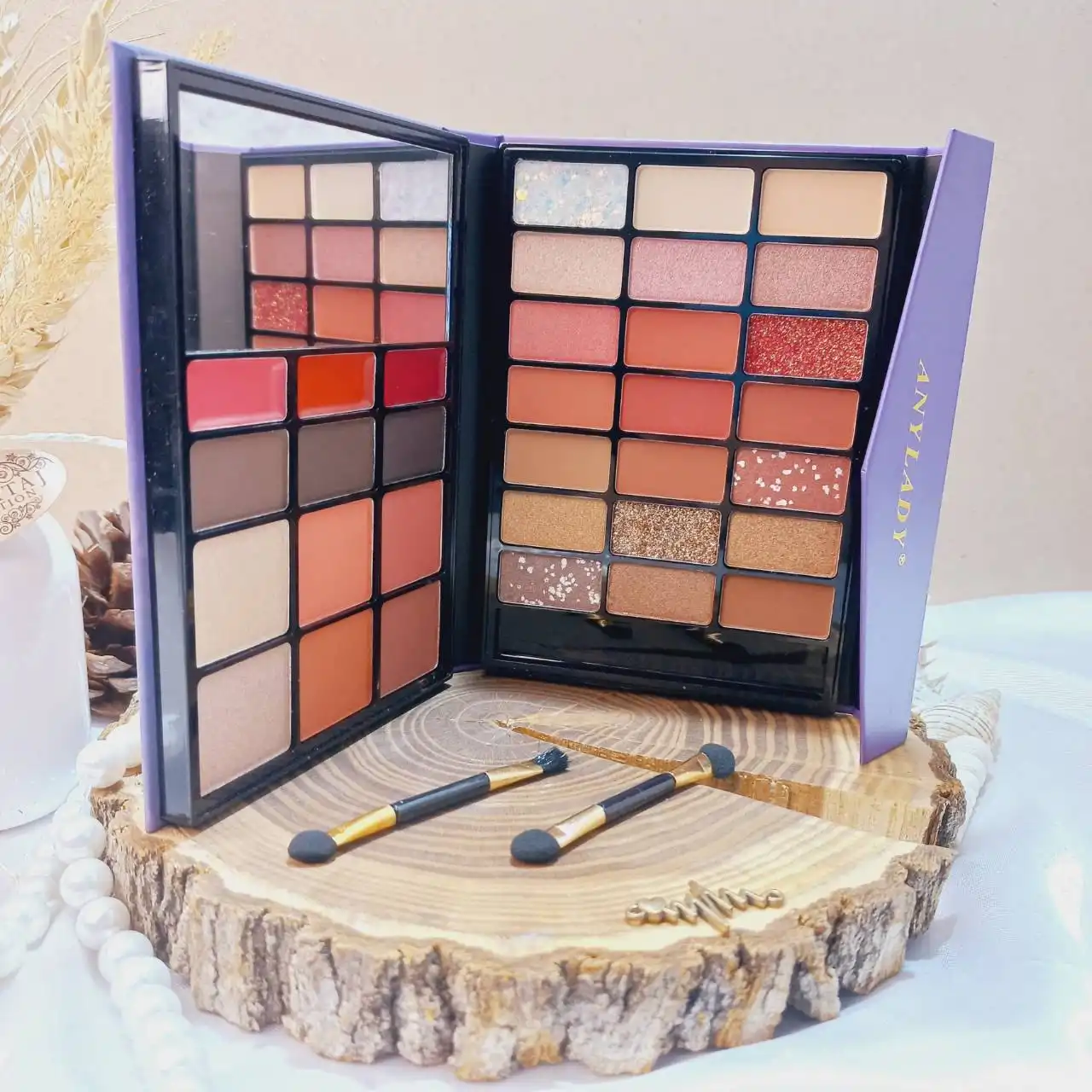 پالت سایه بزرگ مدل دختر HELLO آنالیدی کد 8603