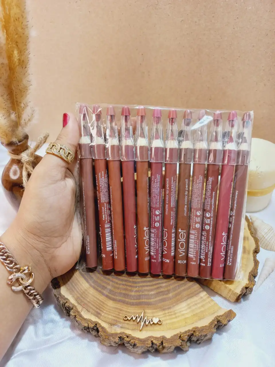 رژ لب مدادی تراش دار ویولت Violet