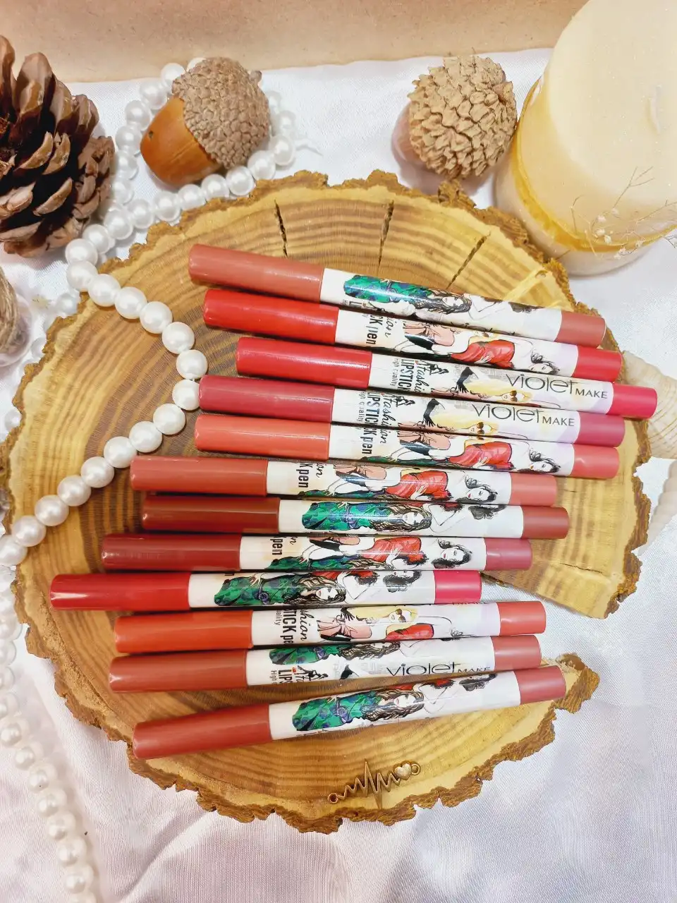 رژ مدادی پرطرفدار طرح دختر ویولت Violet make
