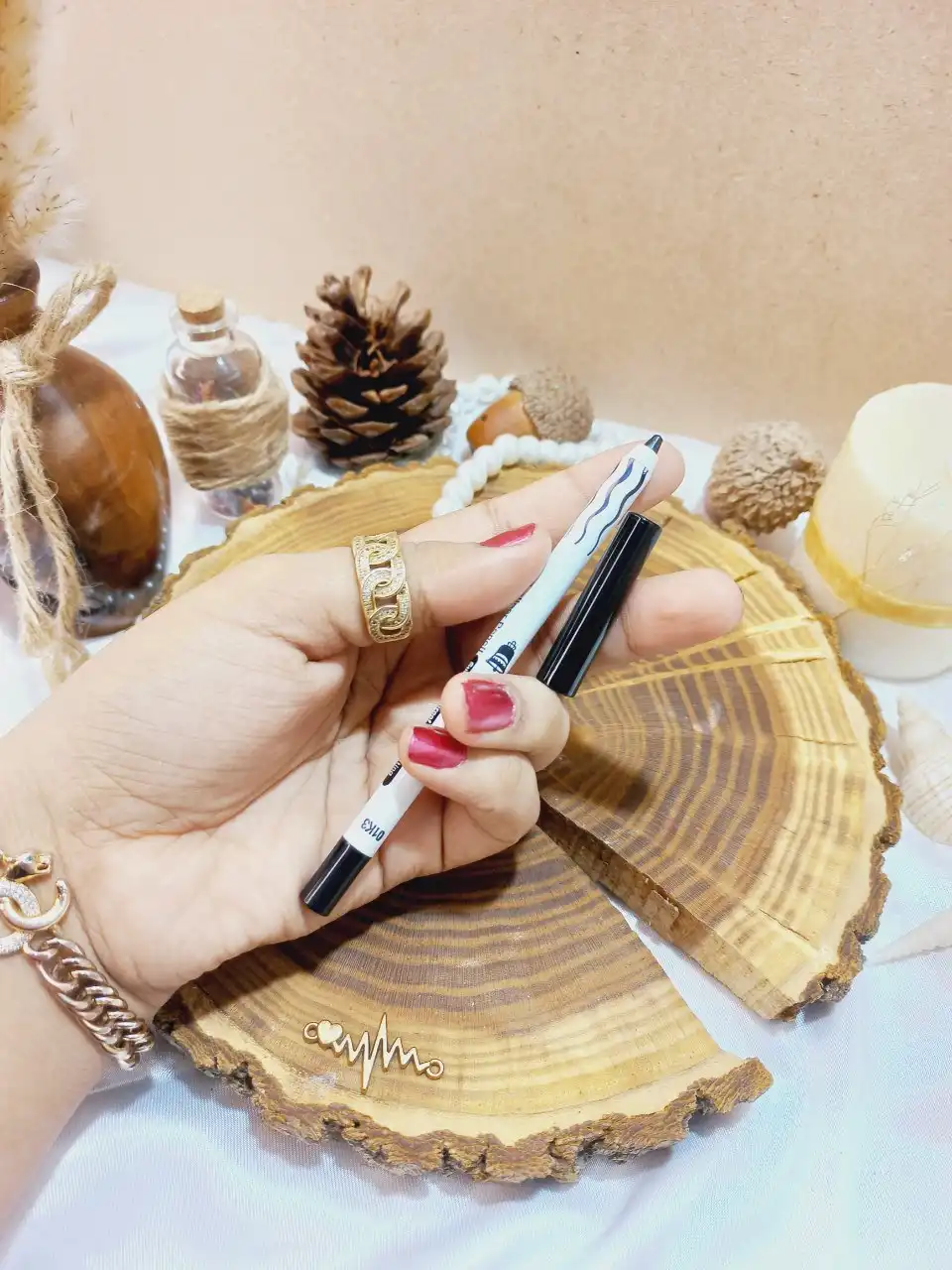 مداد سرمه بل مشکی پوکه سفید | پخش عمده