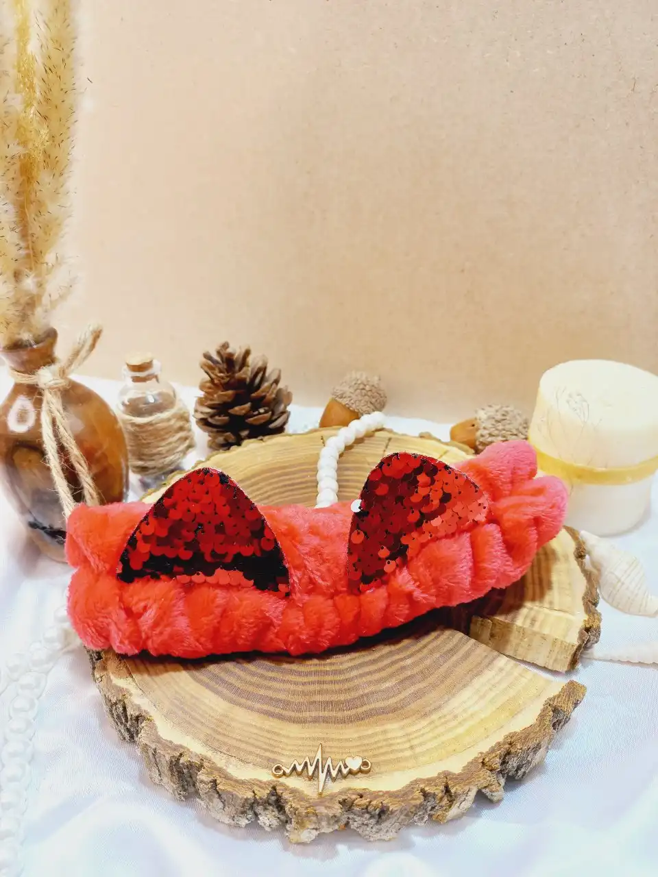 هدبند حوله ای طرح گربه پولک دار