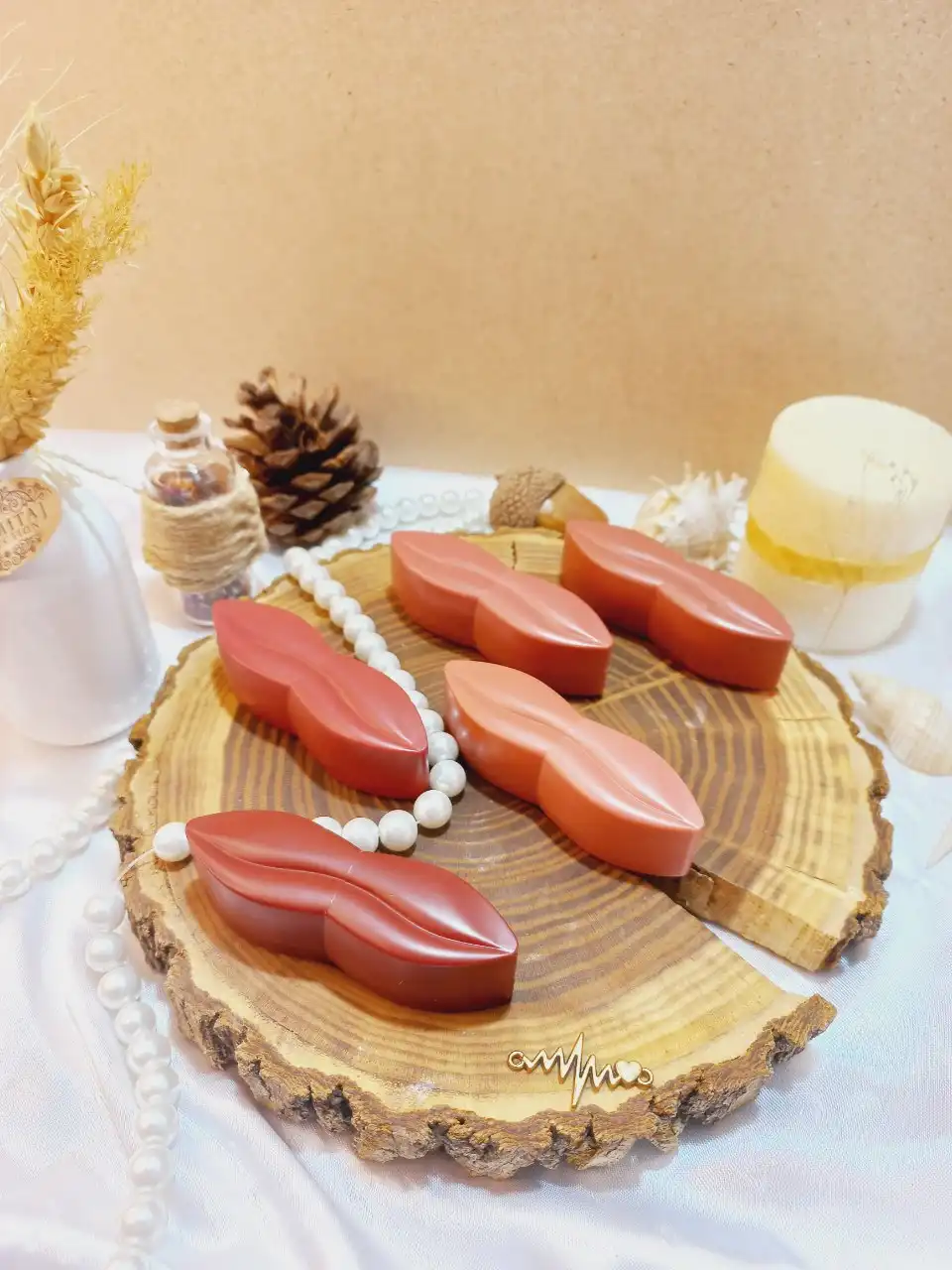 رژ جامد پرطرفدار رمانتیک می ROMANTIC MAY مدل لب کد 2058