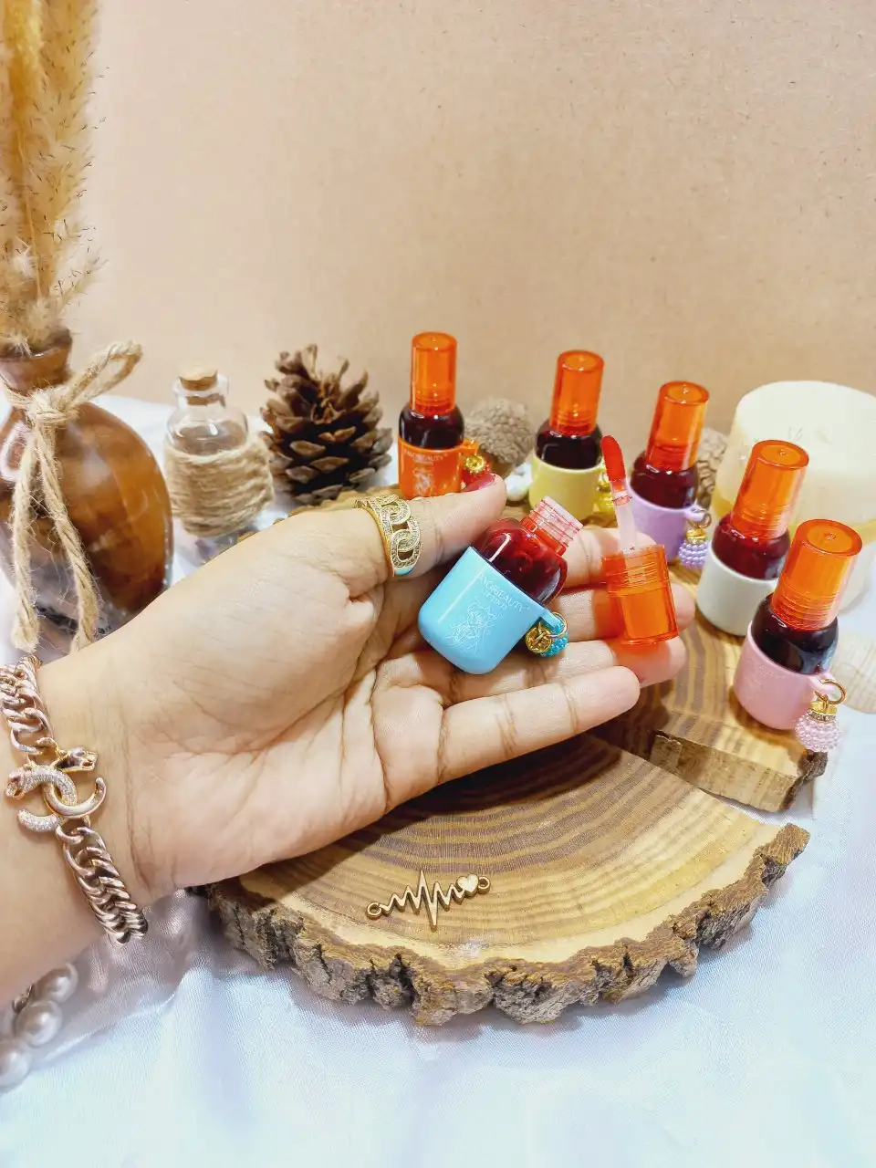 تینت لب فاور بیوتی طرح بطری مروارید دار کد LG3097