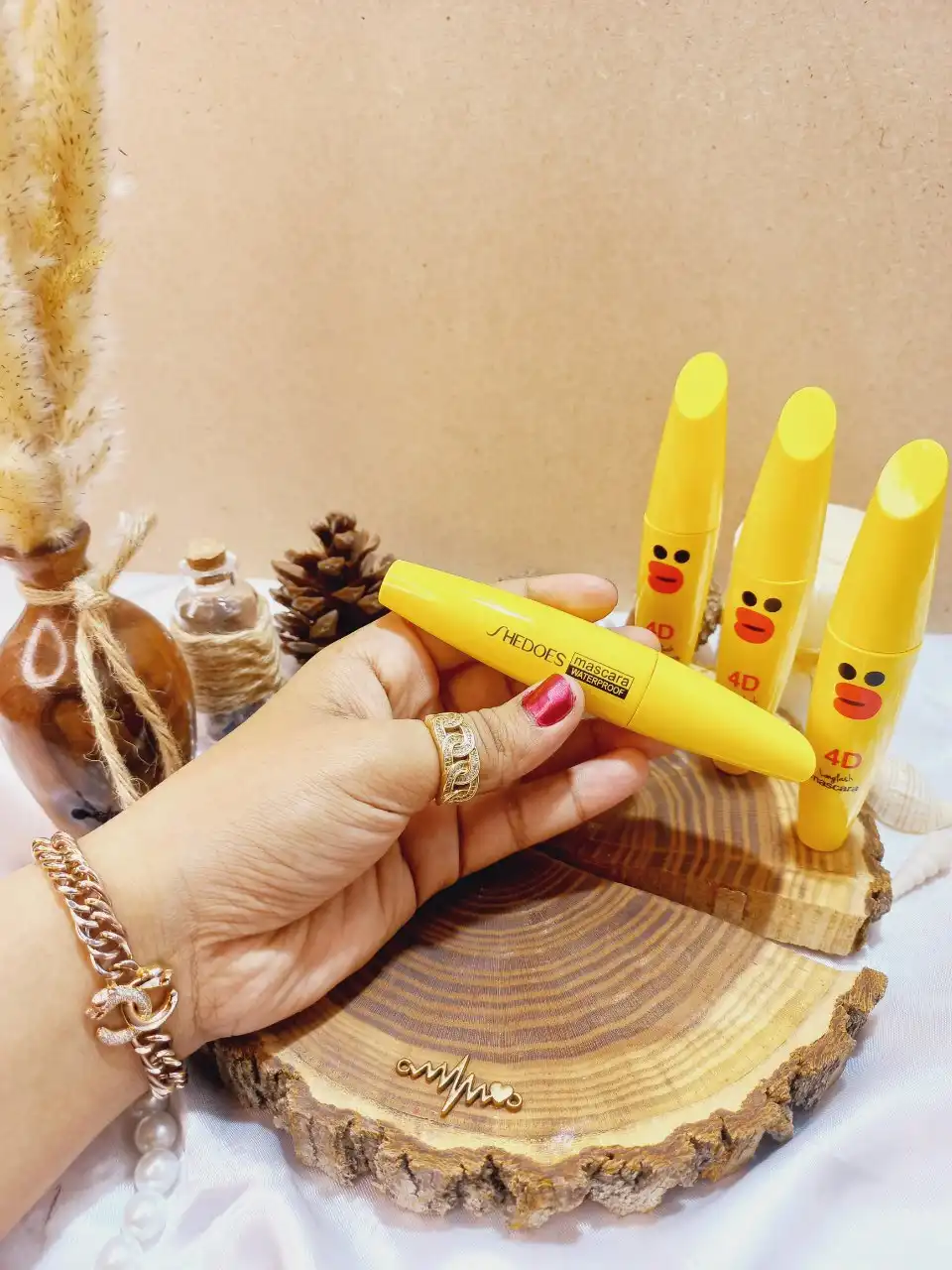 ریمل 4 بعدی مشکی ضد آب SHEDOES حجم 8 گرم مدل جوجه