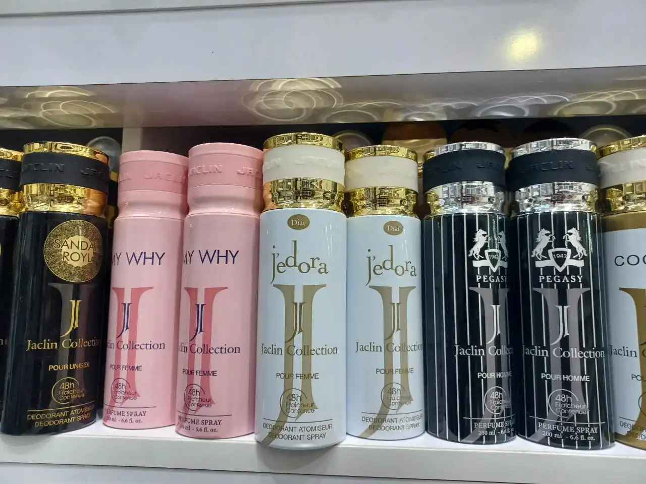 اسپری اماراتی ژاکلین کالکشن حجم 250 میل مدل (جور)