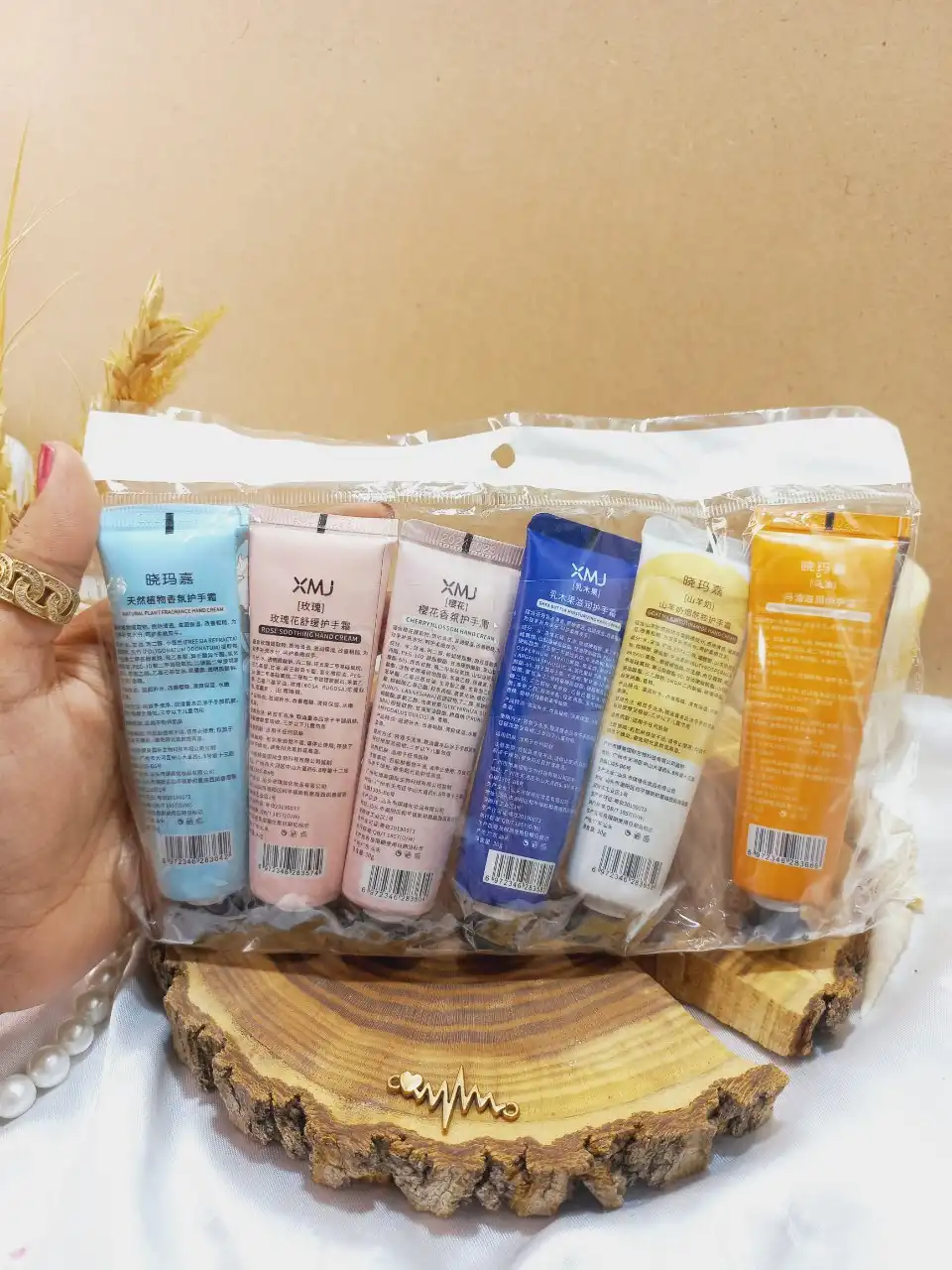 پک 6 عددی کرم مرطوب کننده و نرم کننده دست XMJ