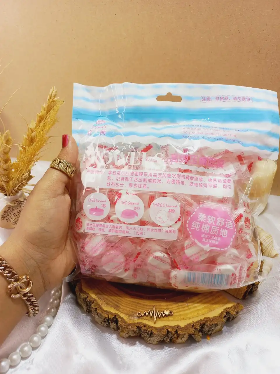 قرص ماسک 100 عددی همراه با کاسه لیولی TOWELS