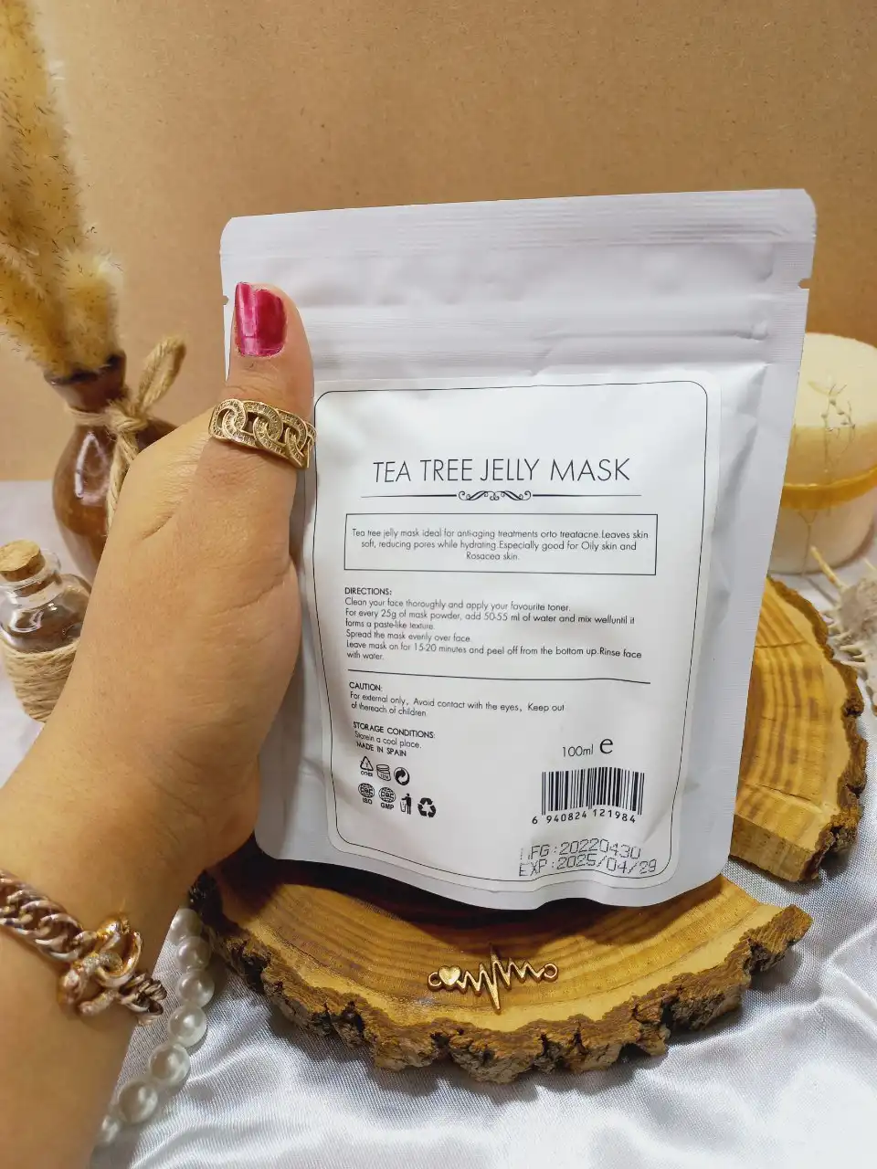 ماسک پودری جوانسازی کاسمارا CASMARA با عصاره درخت چای TEA TREE ساخت اسپانیا 100 گرمی