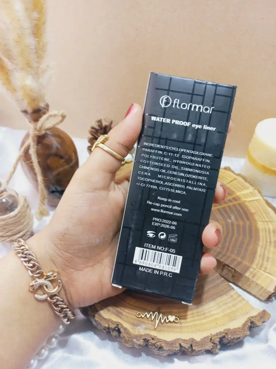 مداد چشم مشکی ضد آب فلورمار FLORMAR جعبه دار