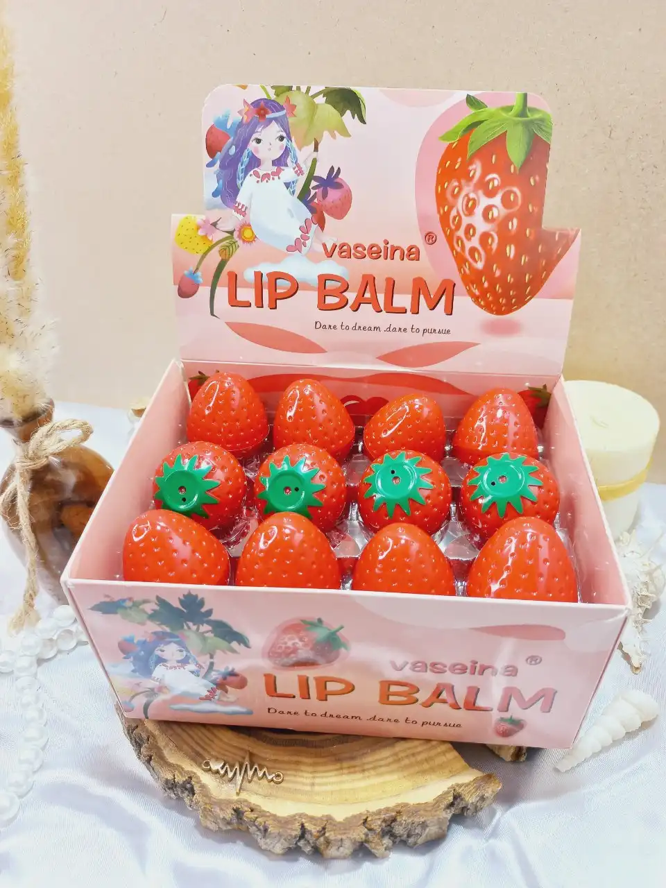 بالم لب حرارتی توت فرنگی LIP BALM Vaseina کد 8204