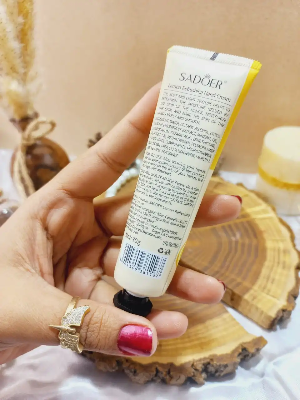 کرم دست تیوپی لیمو LEMON سادور Sadoer کد  SD81167