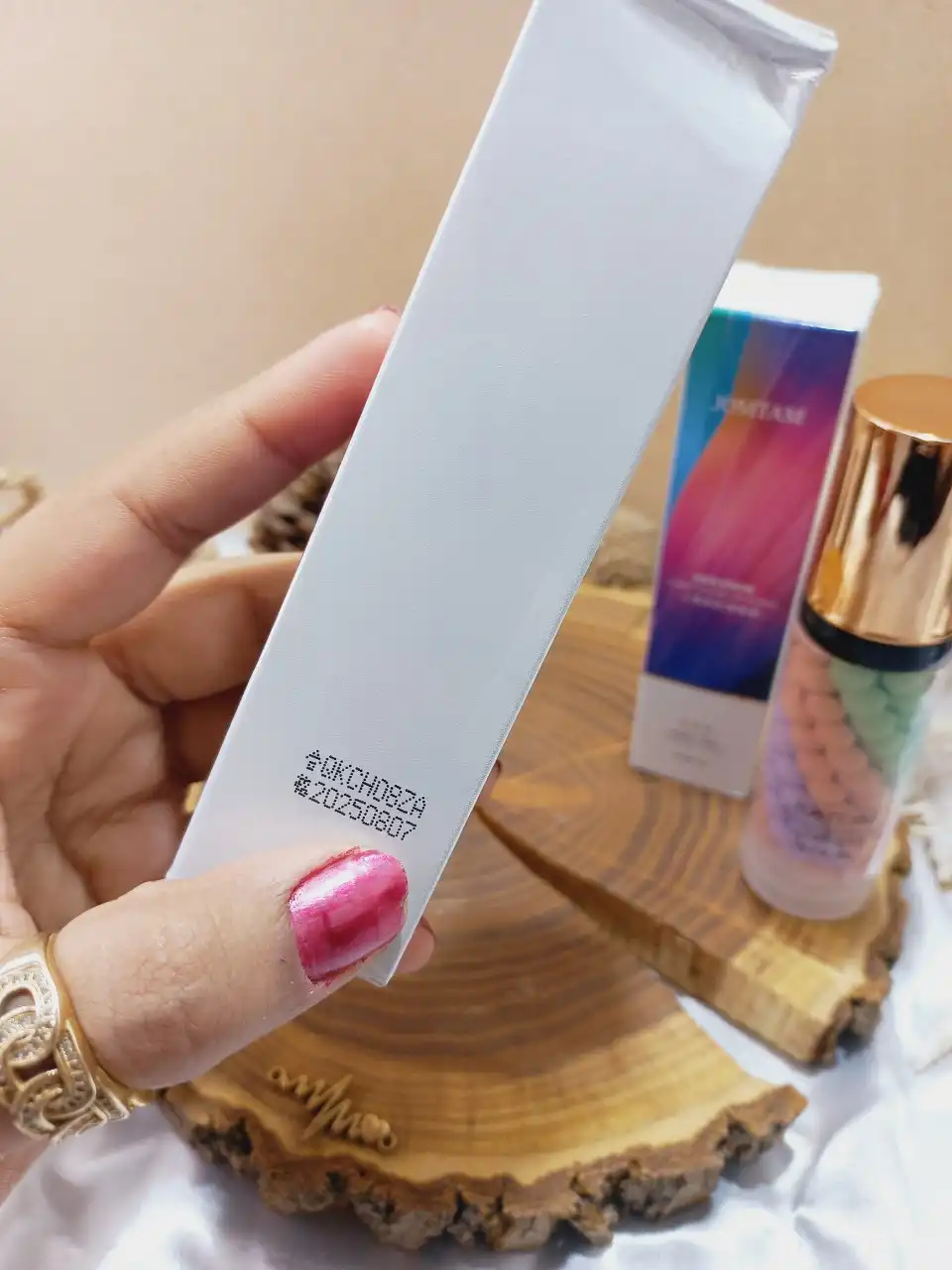 پرایمر رنگین کمانی تثبیت کننده آرایش جومتام JOMTAM وزن 40گرم کد 45121