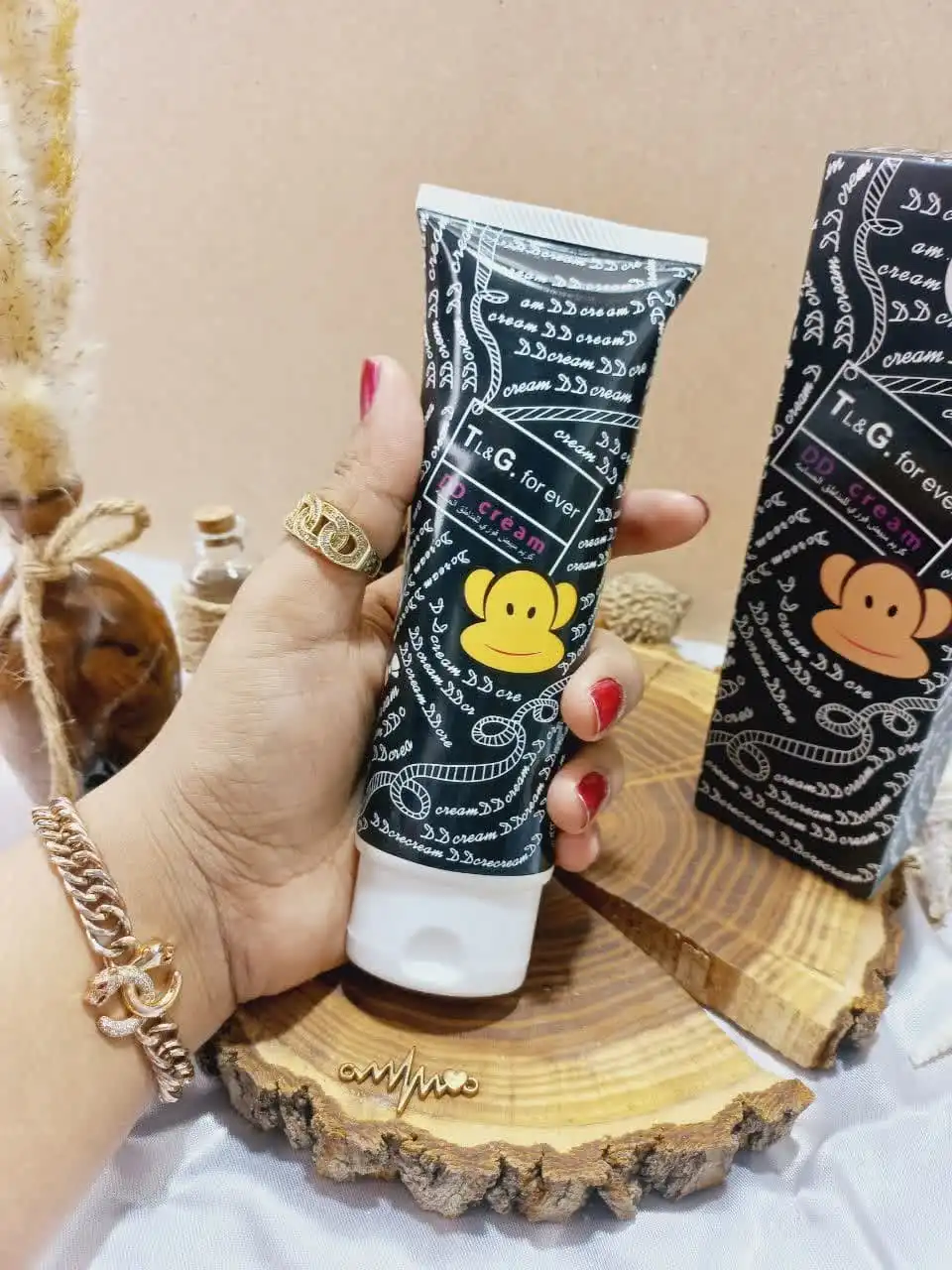 کرم روشن کننده قوی TLG مدل DD cream حجم 100 میلی لیتر