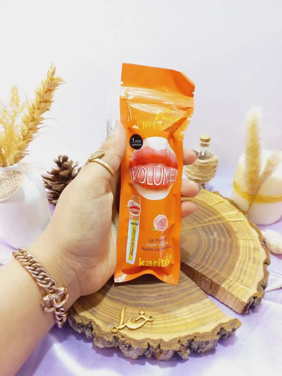 حجم دهنده لب هلویی کاریته NO7017847 V روکش دار