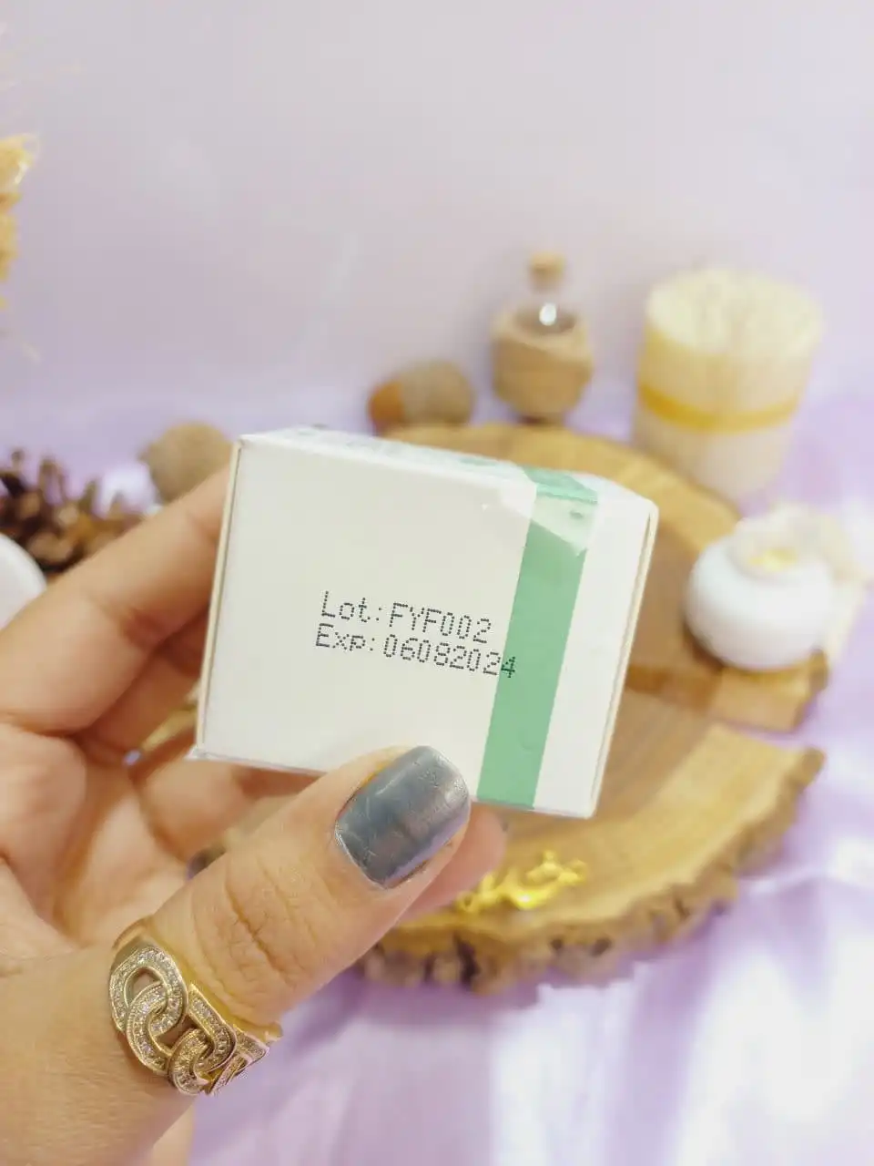 کرم بمب گیاهی از بین برنده جوش و آکنه فنی پرو Fenyi Pro کد FY90197