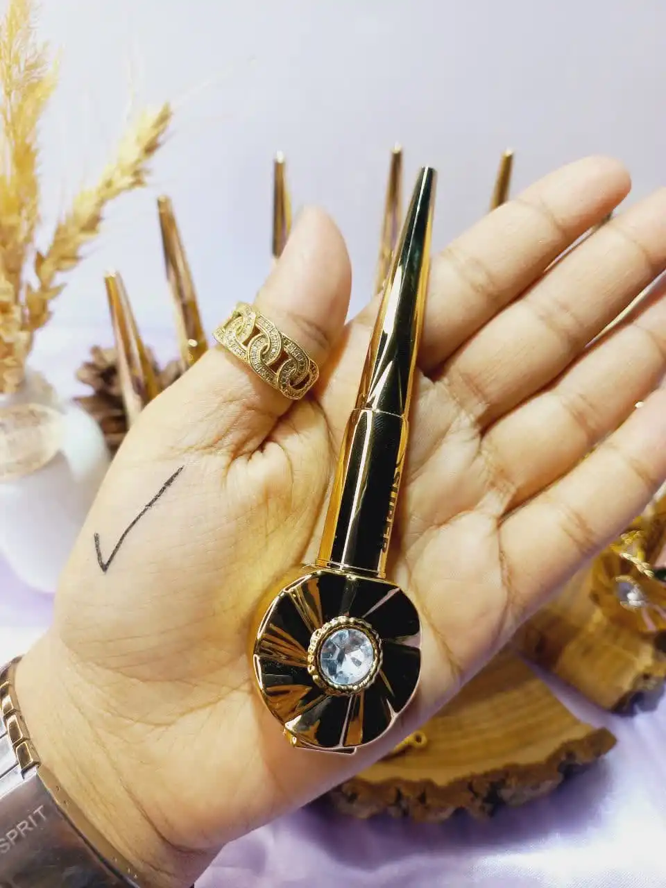 خط چشم مویی بینظیر نگین دار برند معروف کاریته اصلی کد 57603