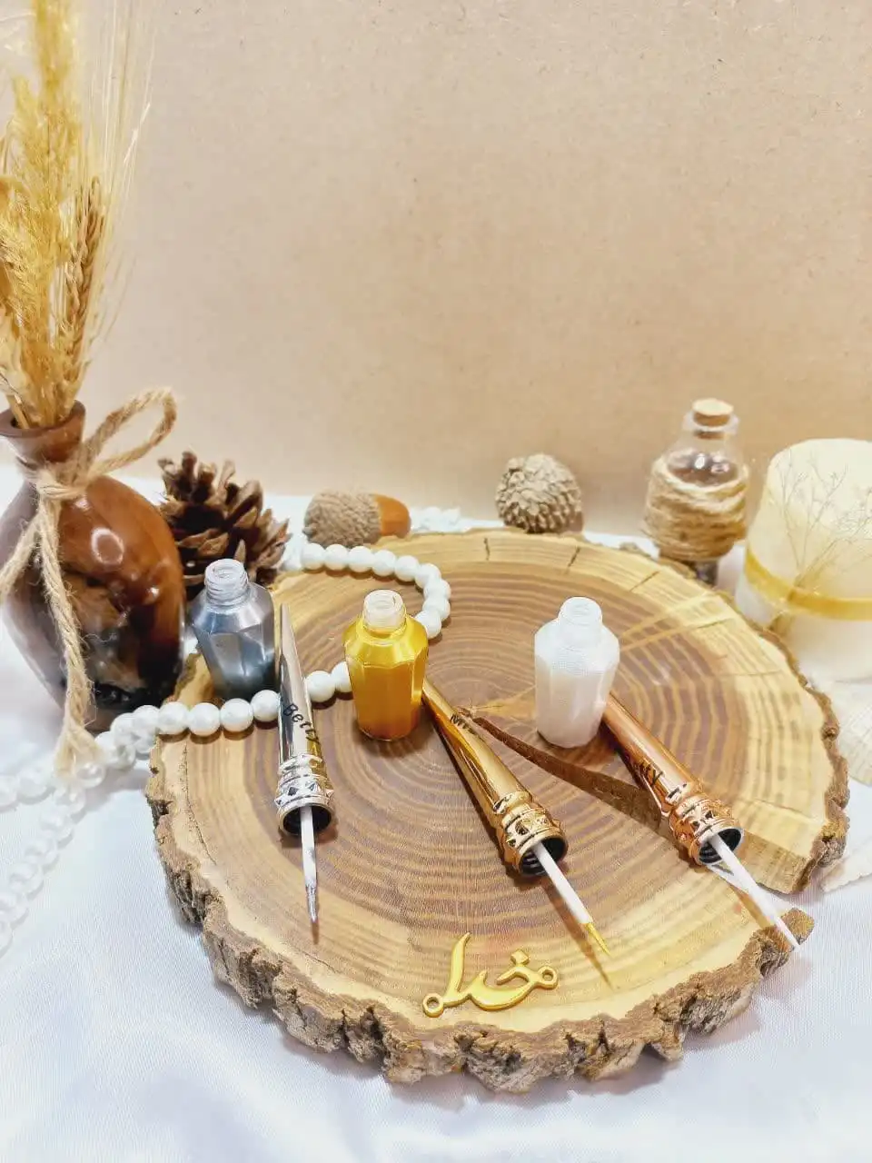 خط چشم رنگی ضد آب میس بیوتی MISS BETTY کد E835