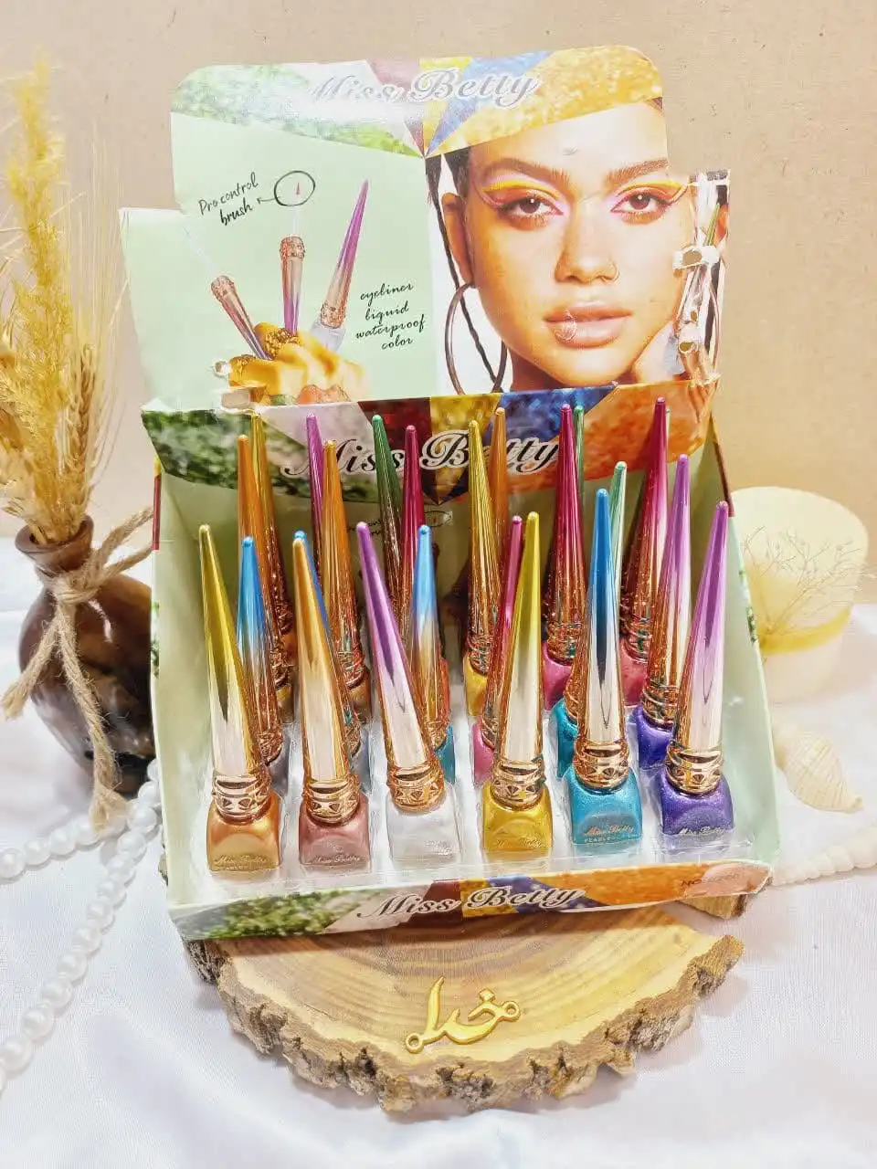 خط چشم شاین رنگی میس بیوتی MISS BETTY کد E220