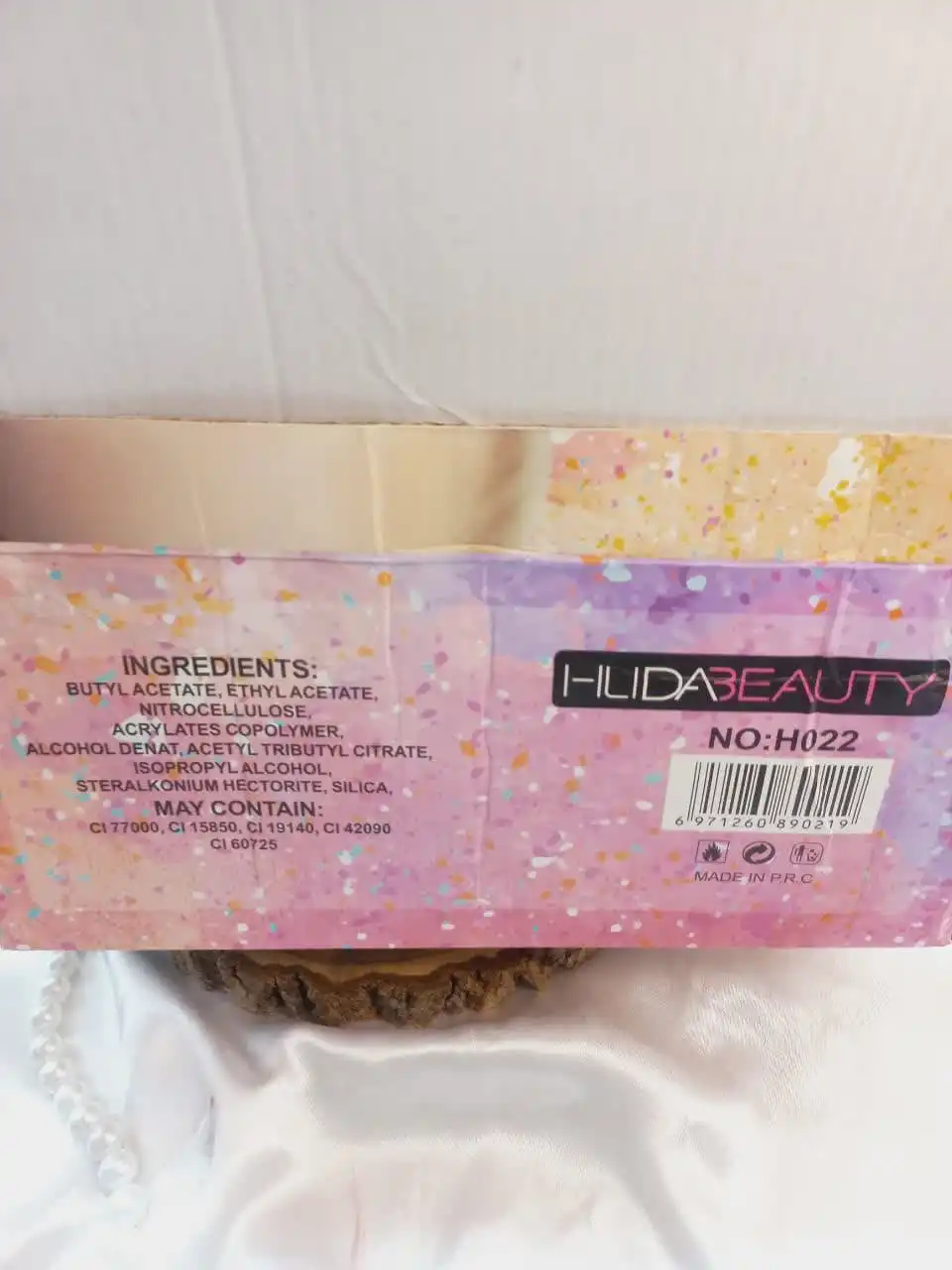 لاک سرامیکی طرح سنگی (ژل) هدی بیوتی HUDA BEAUTY کد H022 | پخش عمده