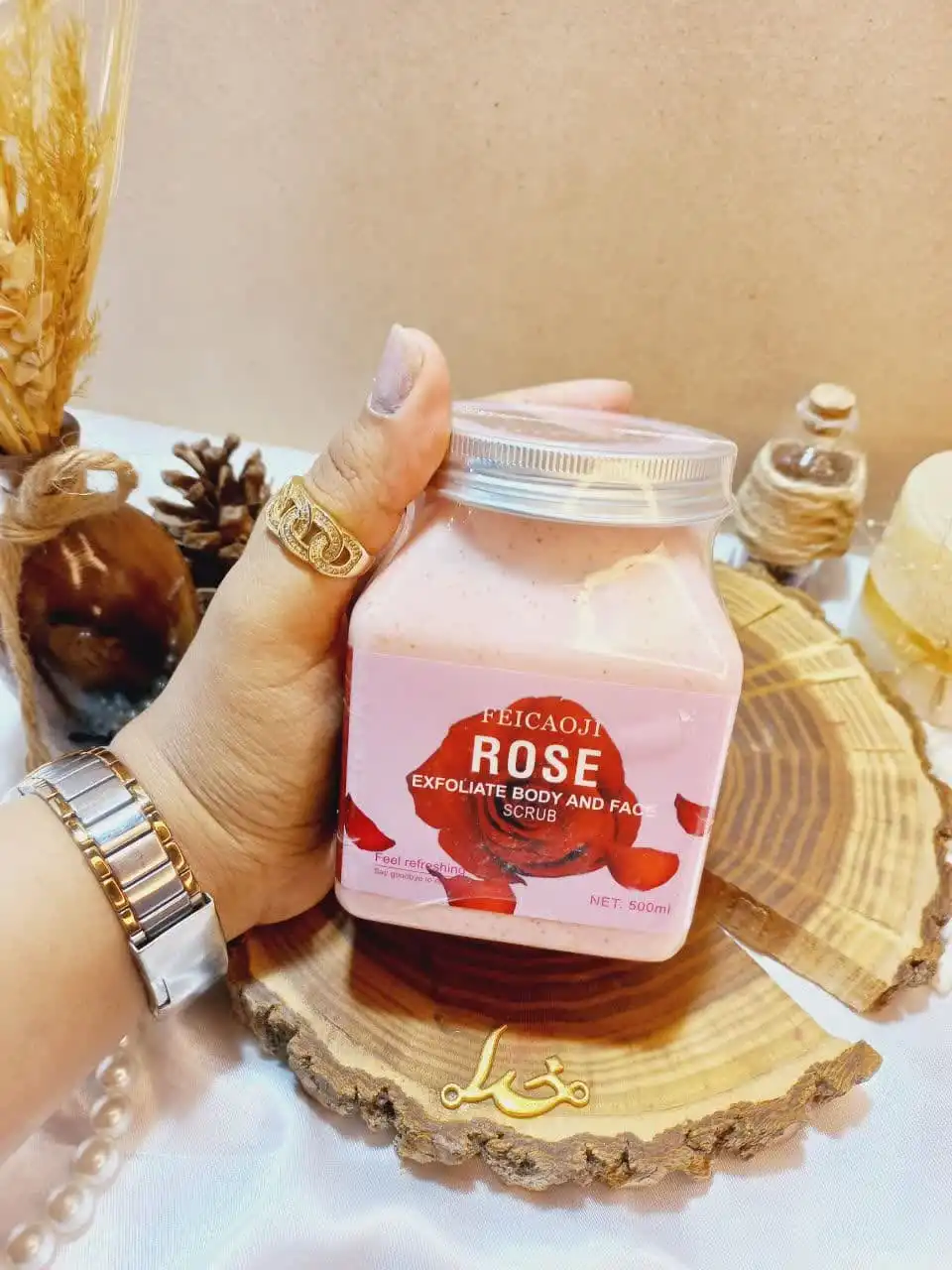 اسکراب شنی صورت و بدن رایحه گل رز فیکاوجی FEICAOJI کد 137285
